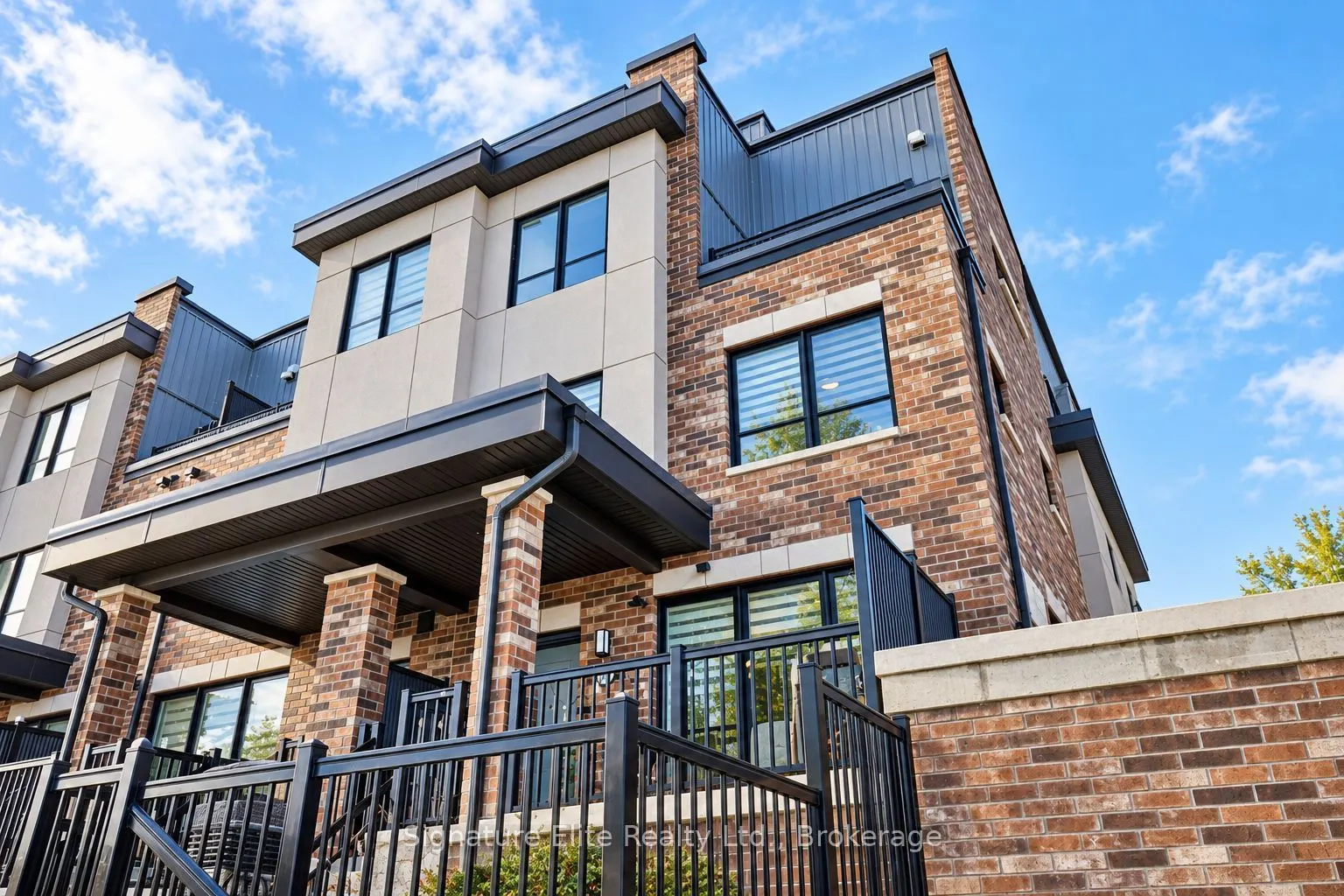 70 Baynes Way #8
