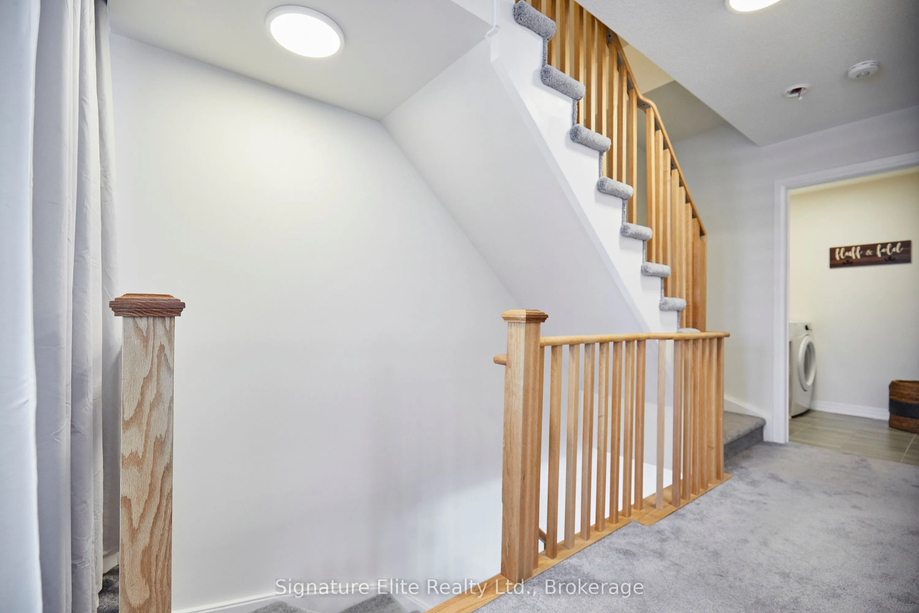 70 Baynes Way #8