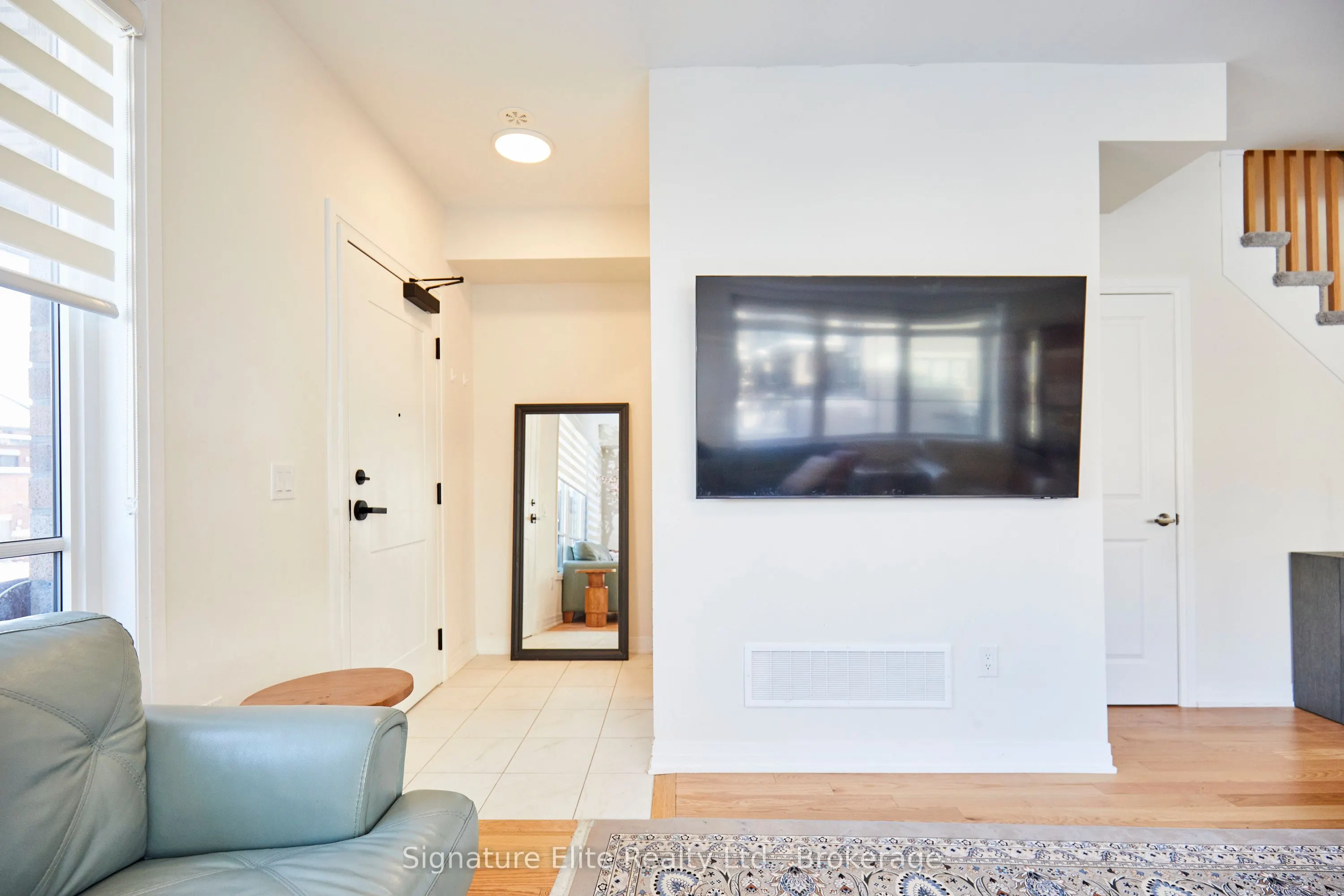 70 Baynes Way #8