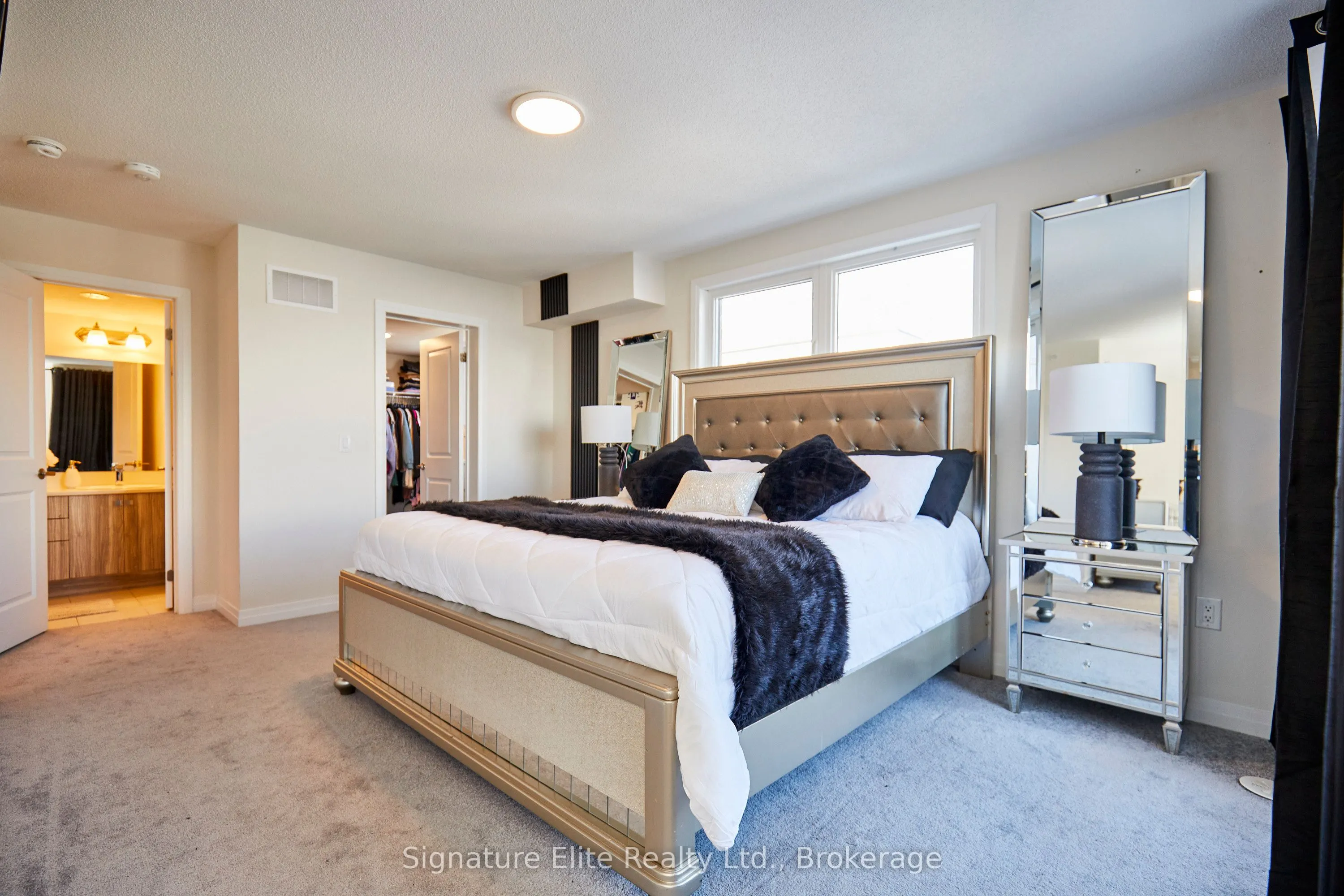 70 Baynes Way #8