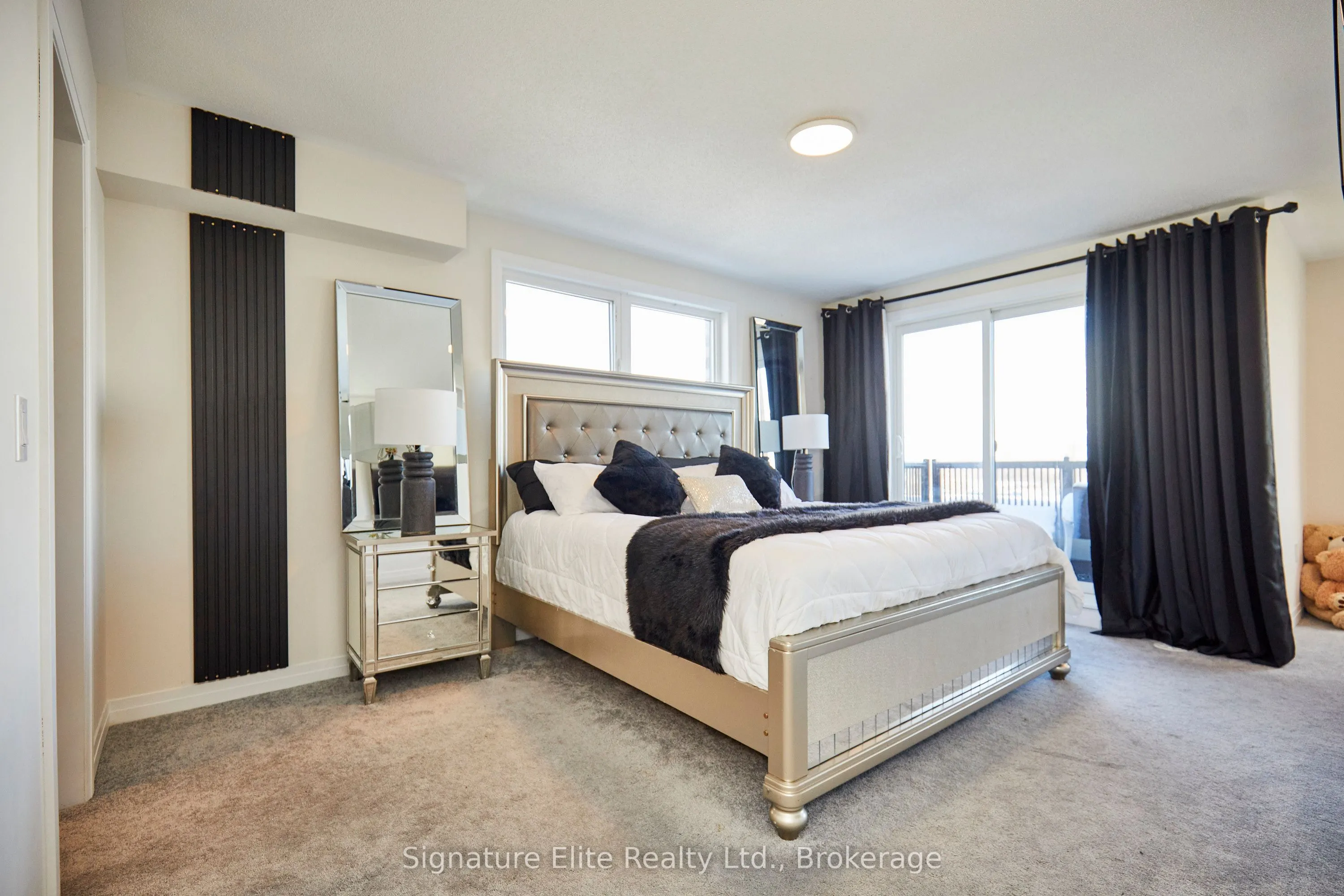 70 Baynes Way #8