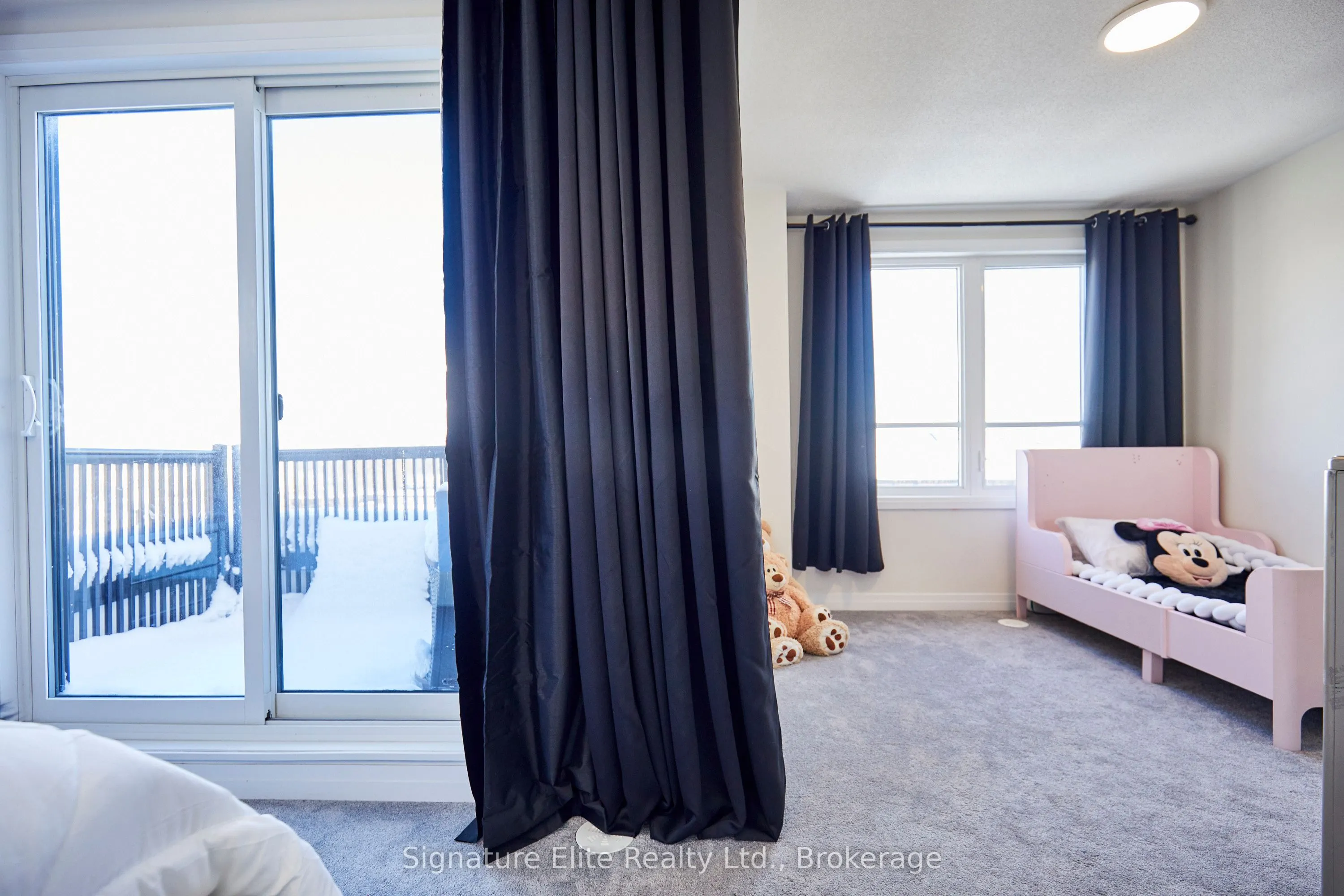 70 Baynes Way #8