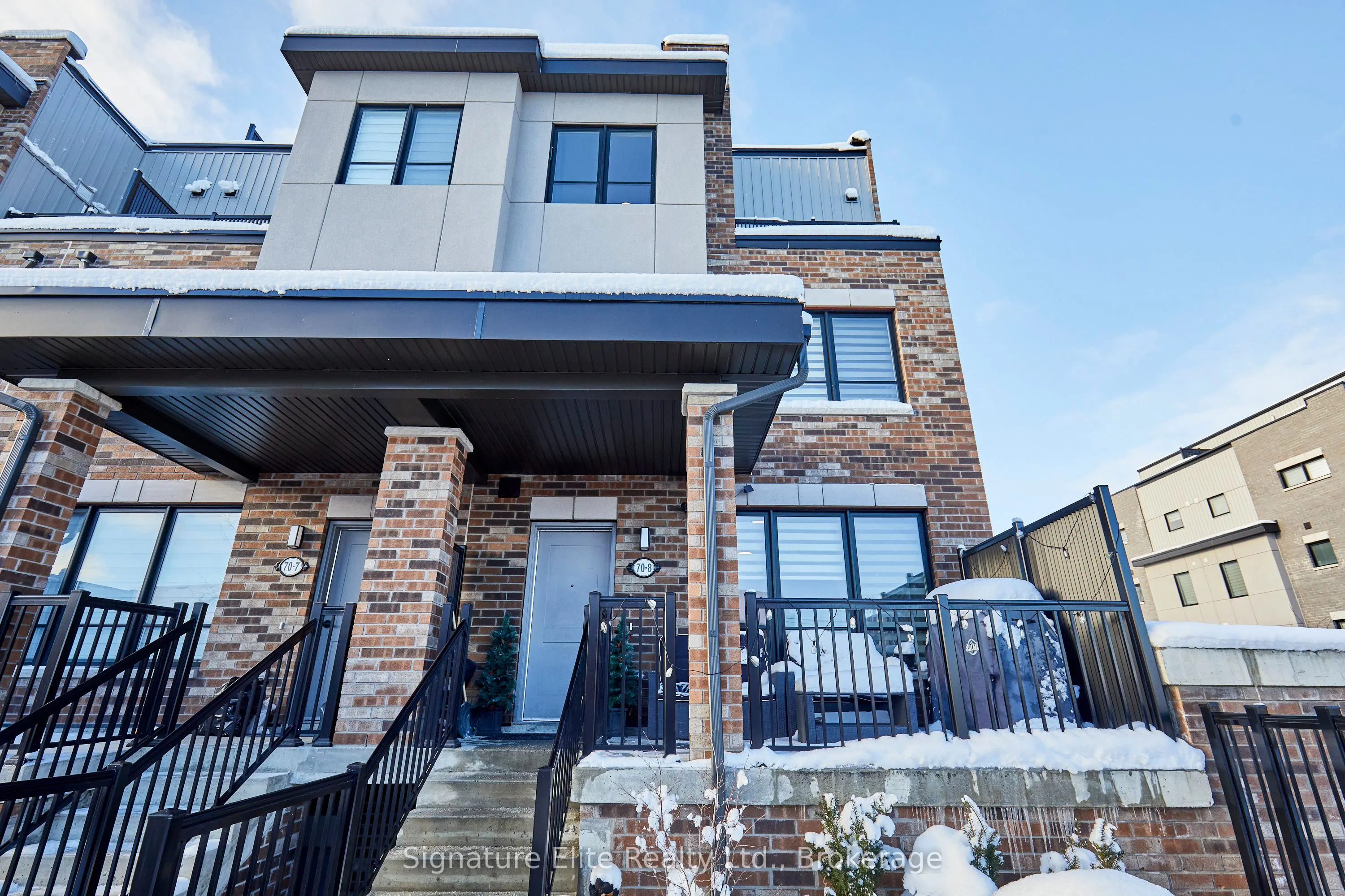 70 Baynes Way #8