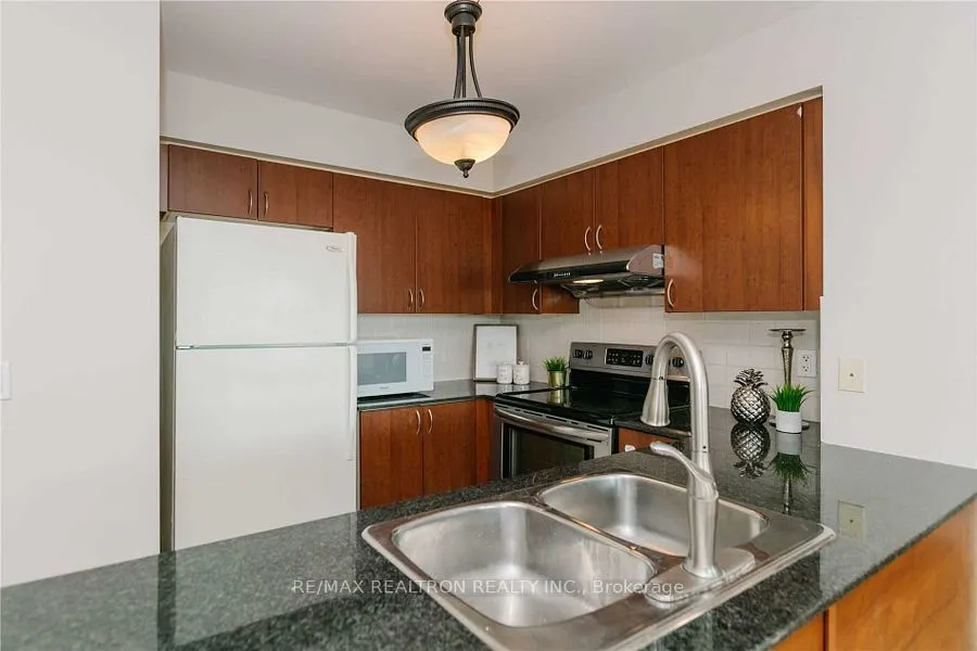 7 North Park Road #501