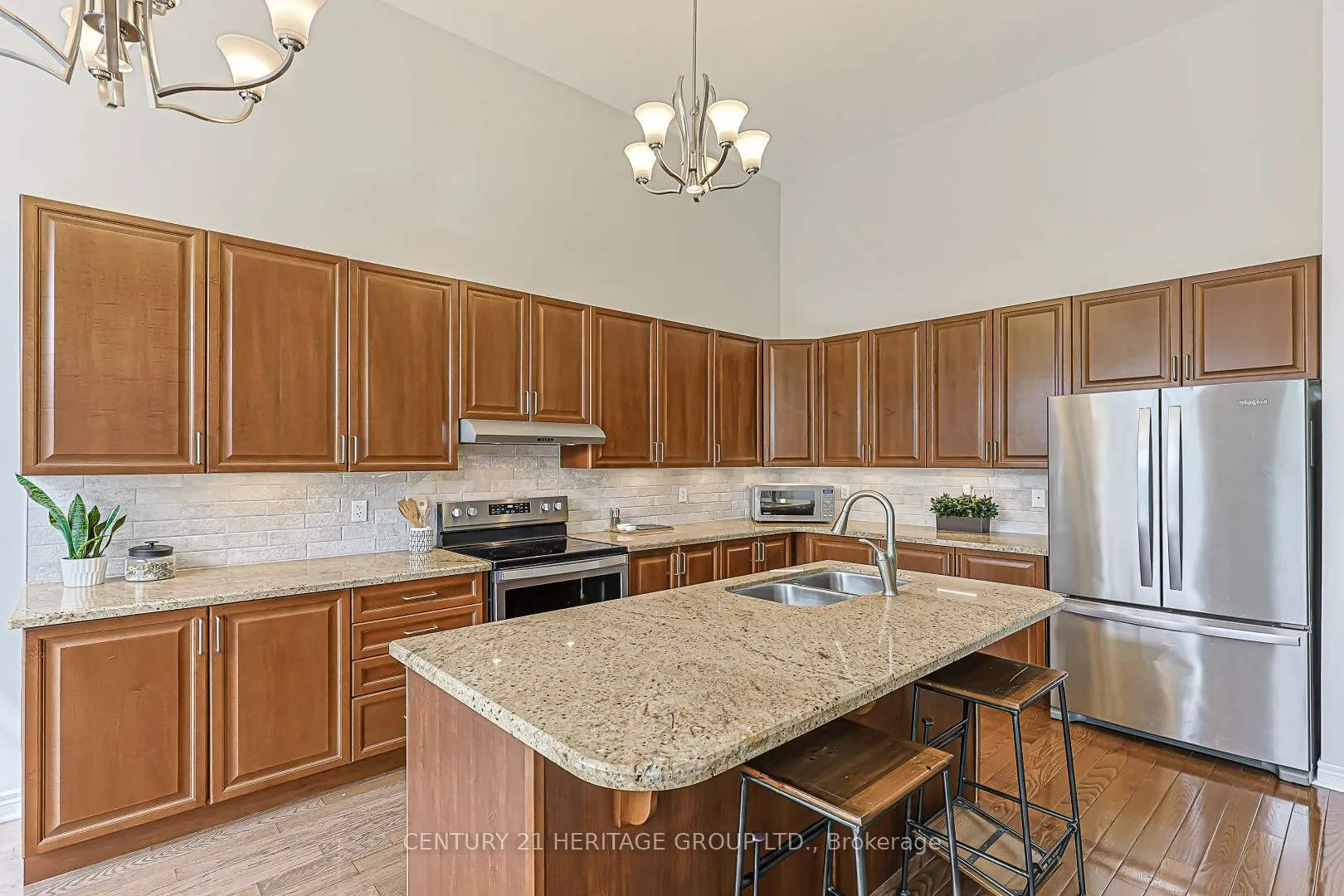 546 Tapestry Lane #3