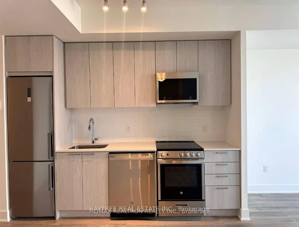 185 Deerfield Road #1205