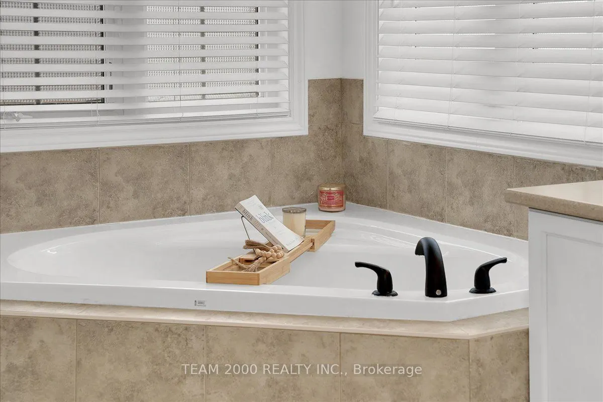 1301 Hunter Street