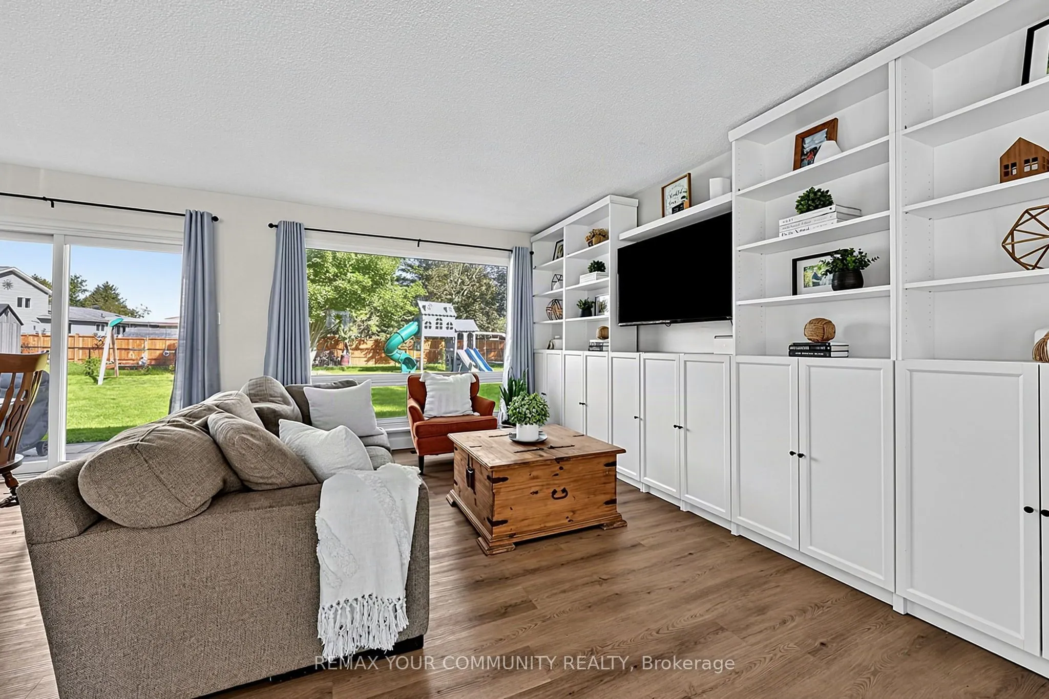 239 Sunset Crescent