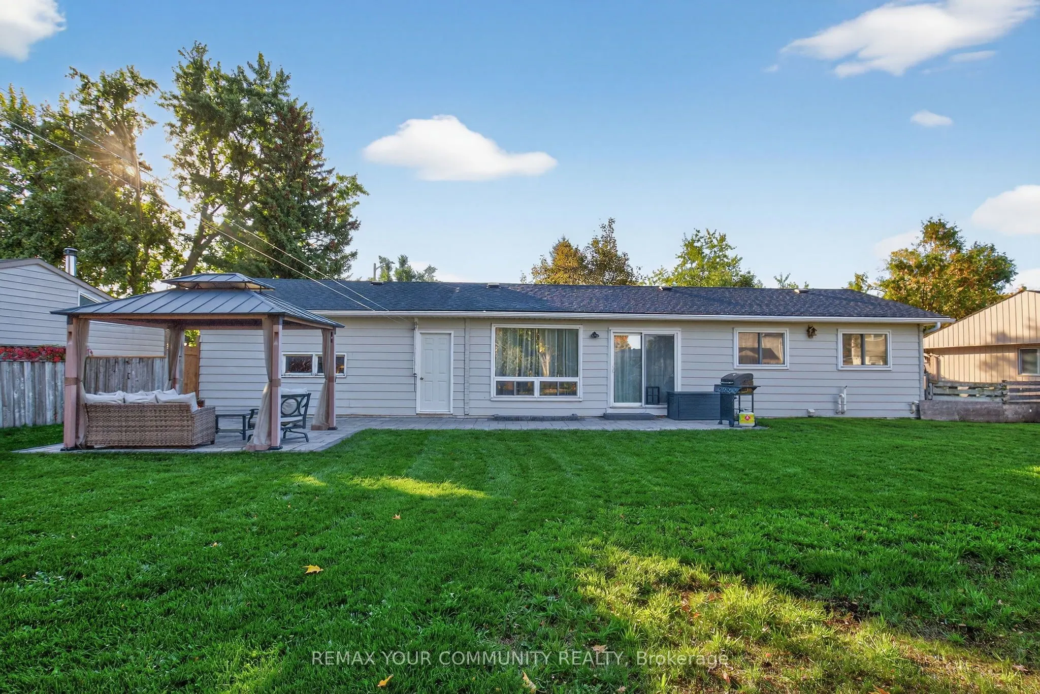 239 Sunset Crescent