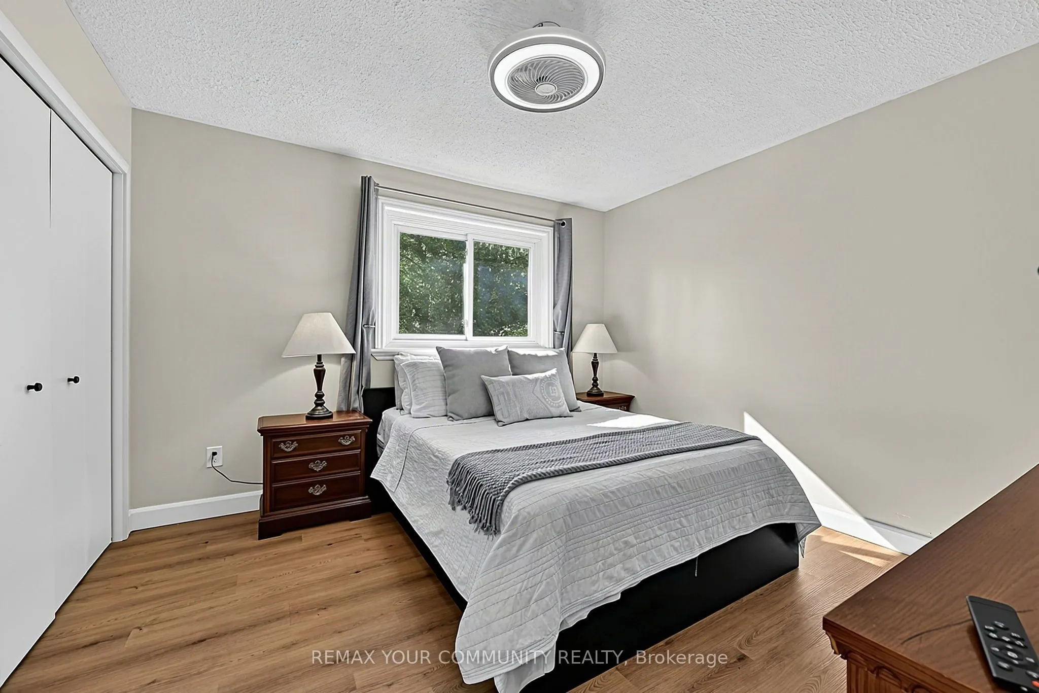 239 Sunset Crescent