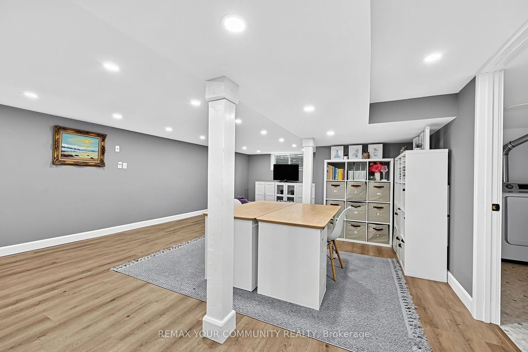 239 Sunset Crescent