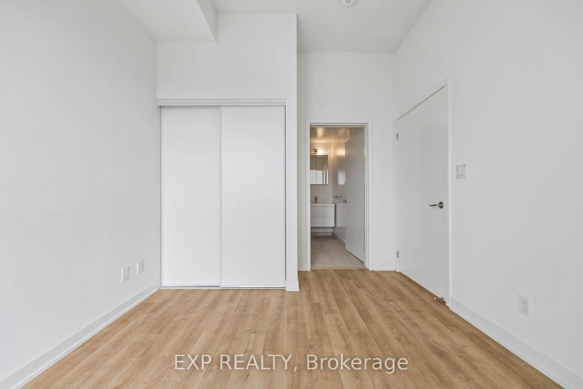 292 Verdale Crossing #1816