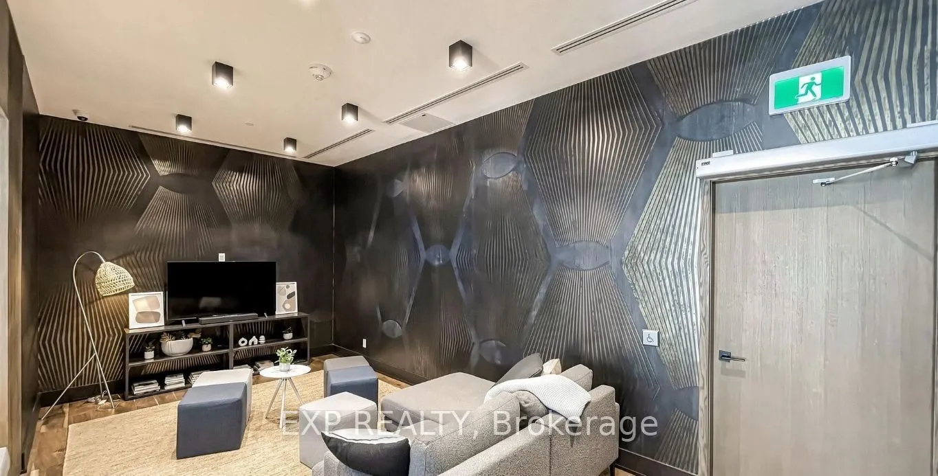 292 Verdale Crossing #1816