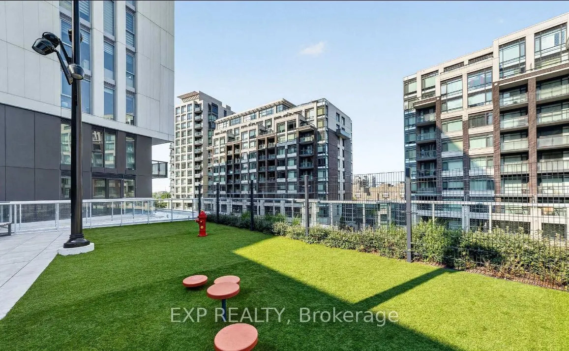 292 Verdale Crossing #1816