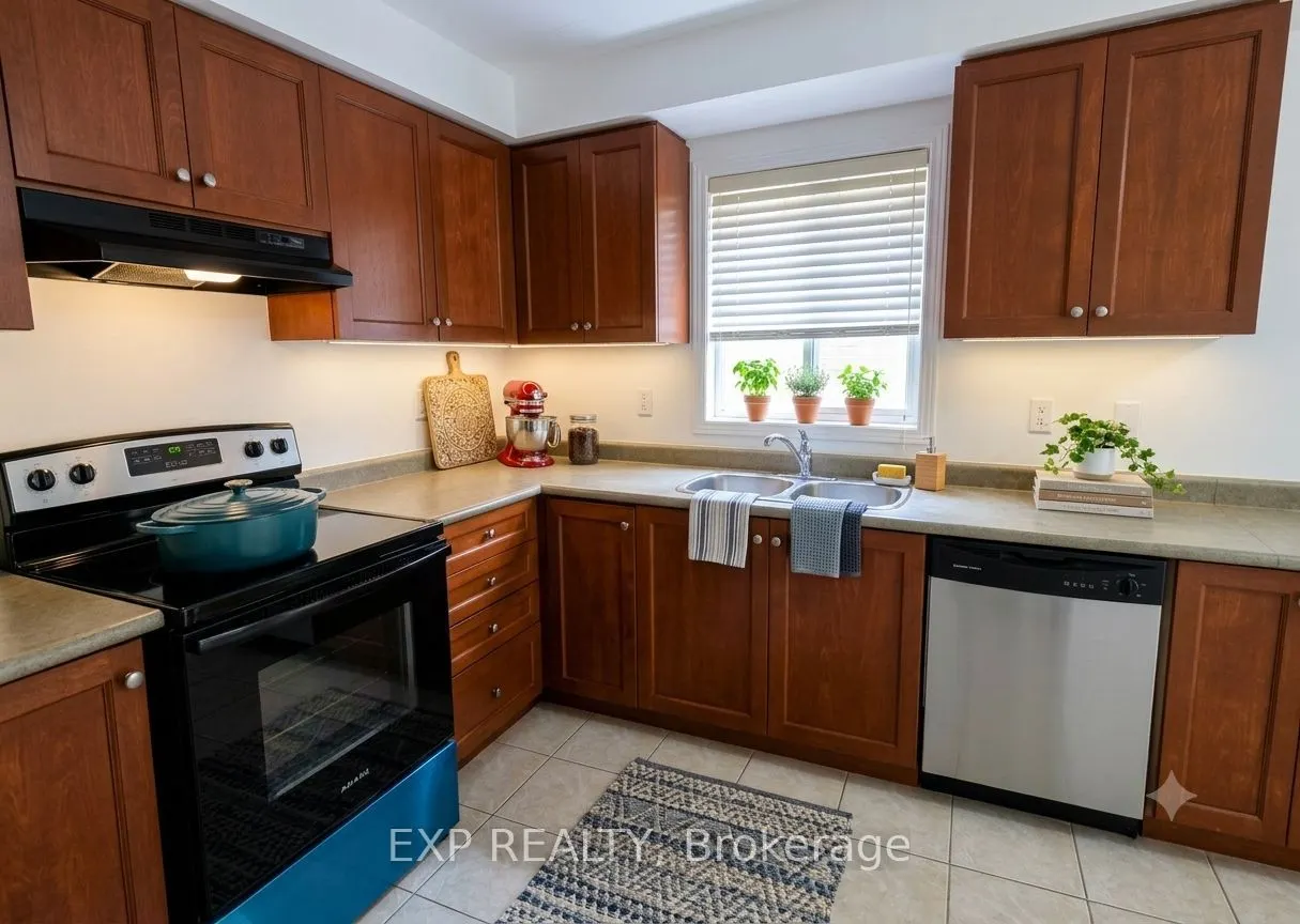 384 Flagstone Way #Upper