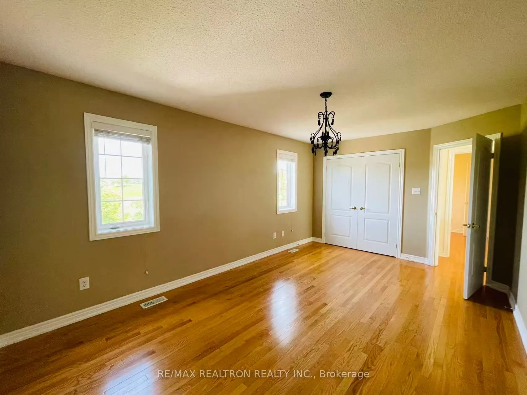 35 Basilica Drive