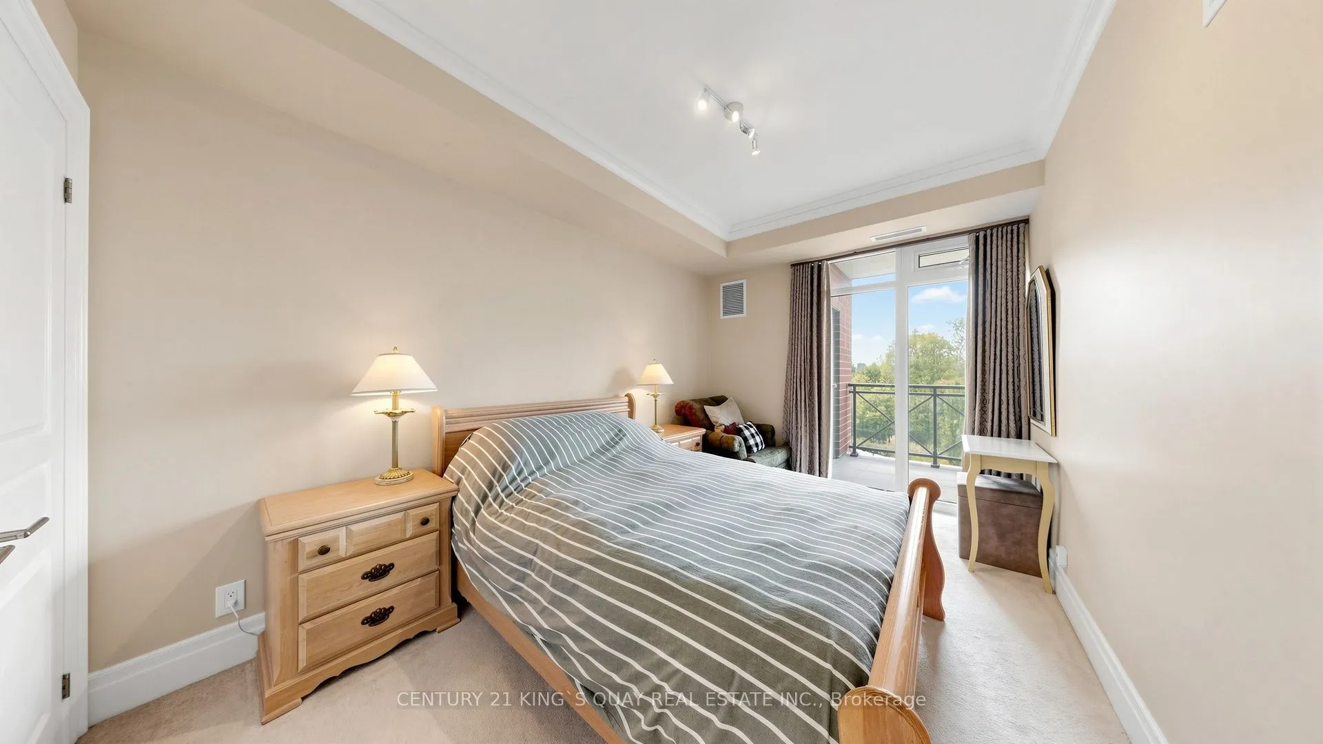 35 Baker Hill Boulevard #221