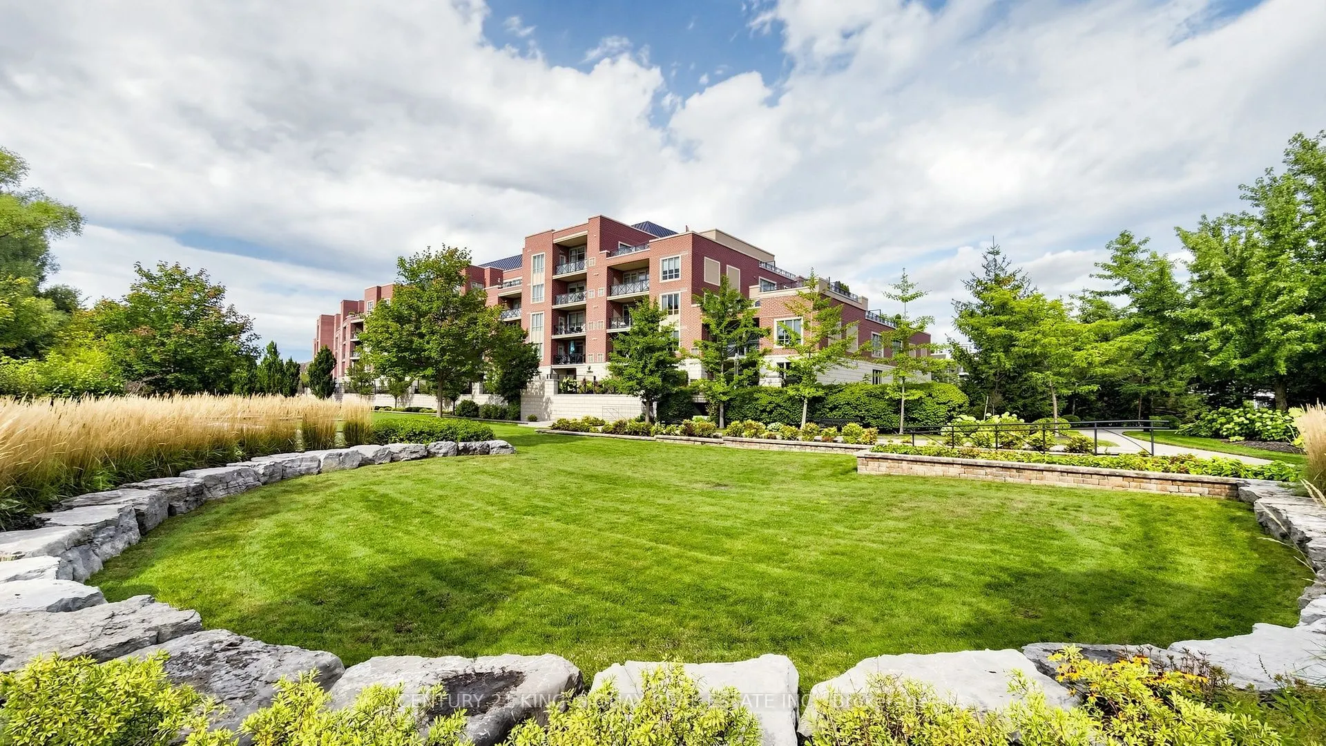 35 Baker Hill Boulevard #221