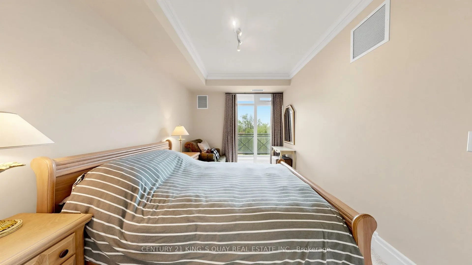 35 Baker Hill Boulevard #221