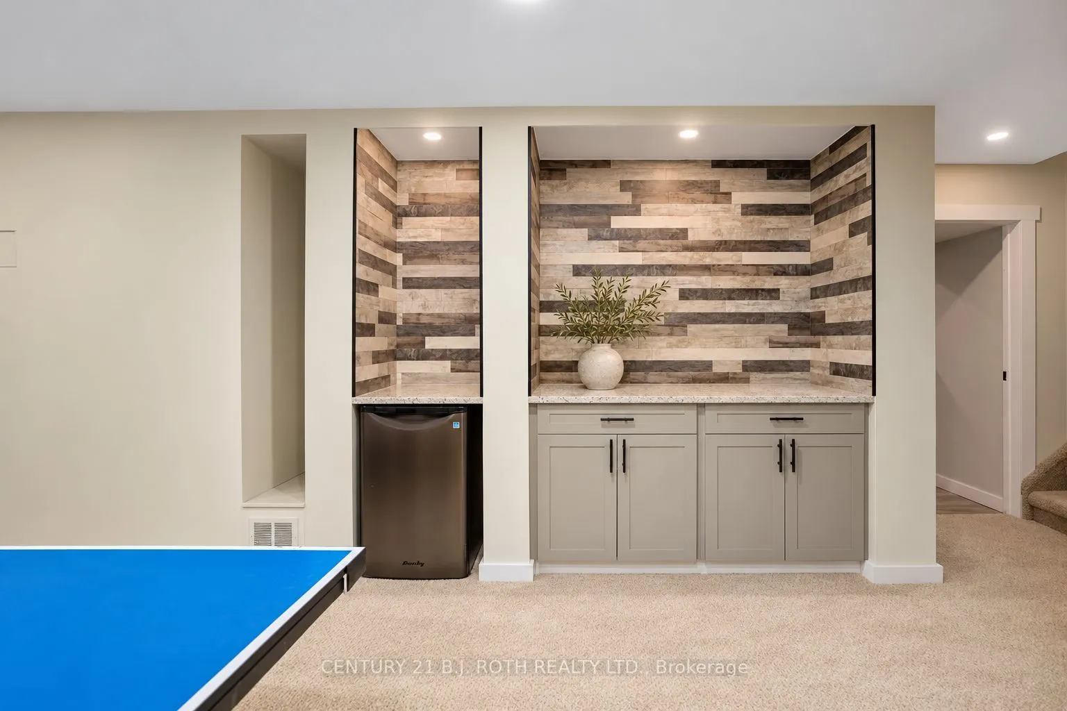3274 Liah Lane