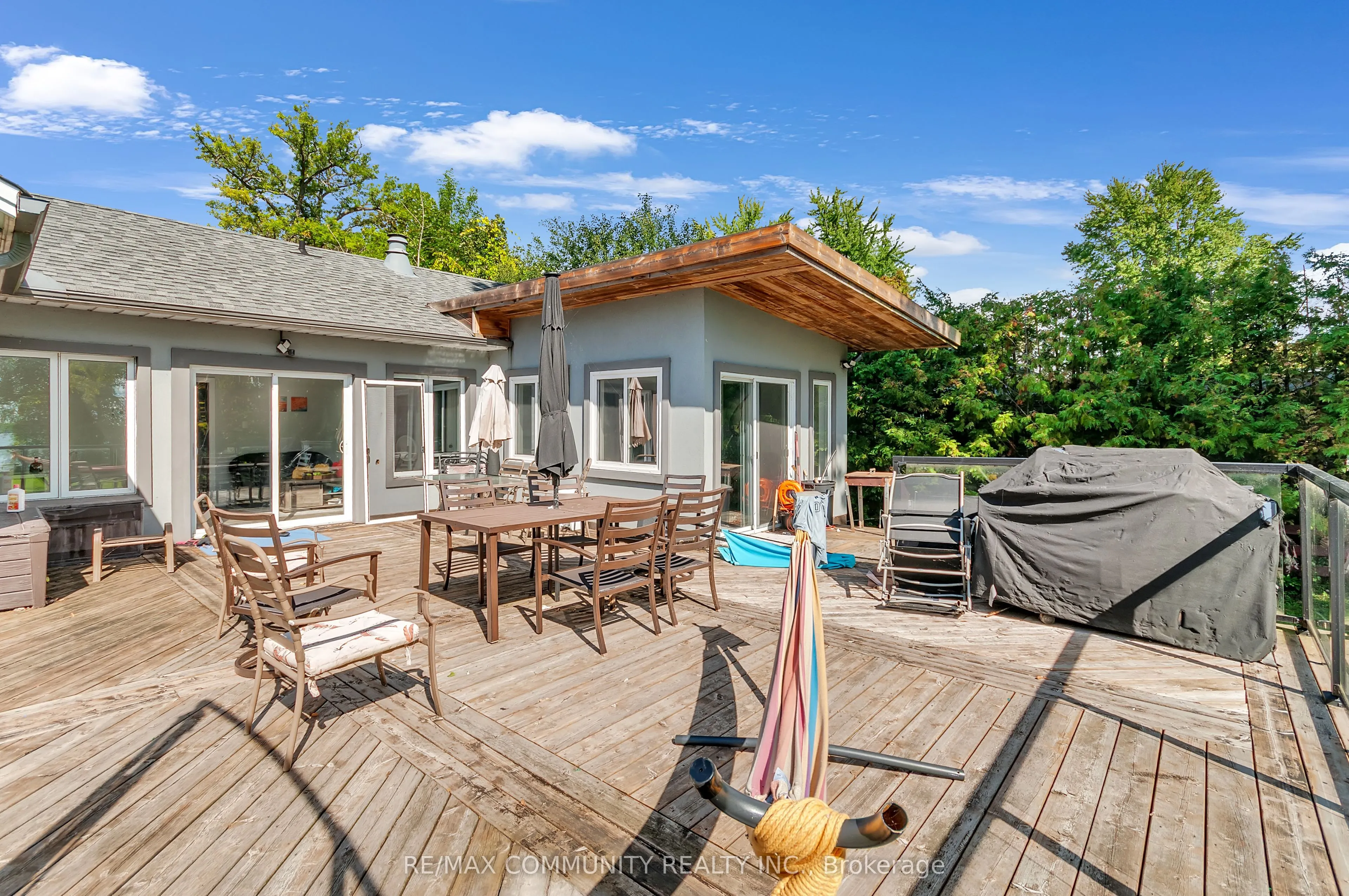 579 Duclos Point Road
