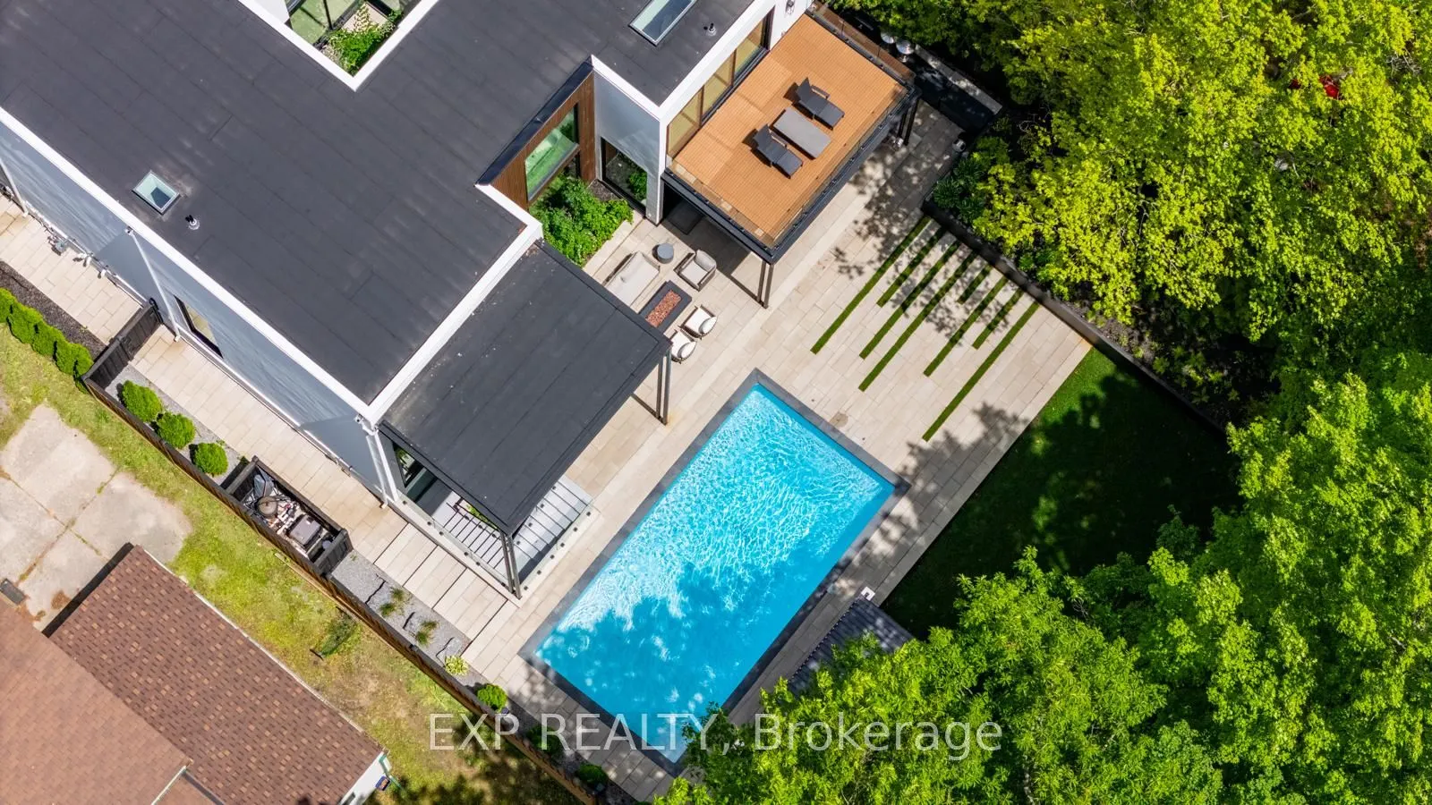 105 Park Crescent