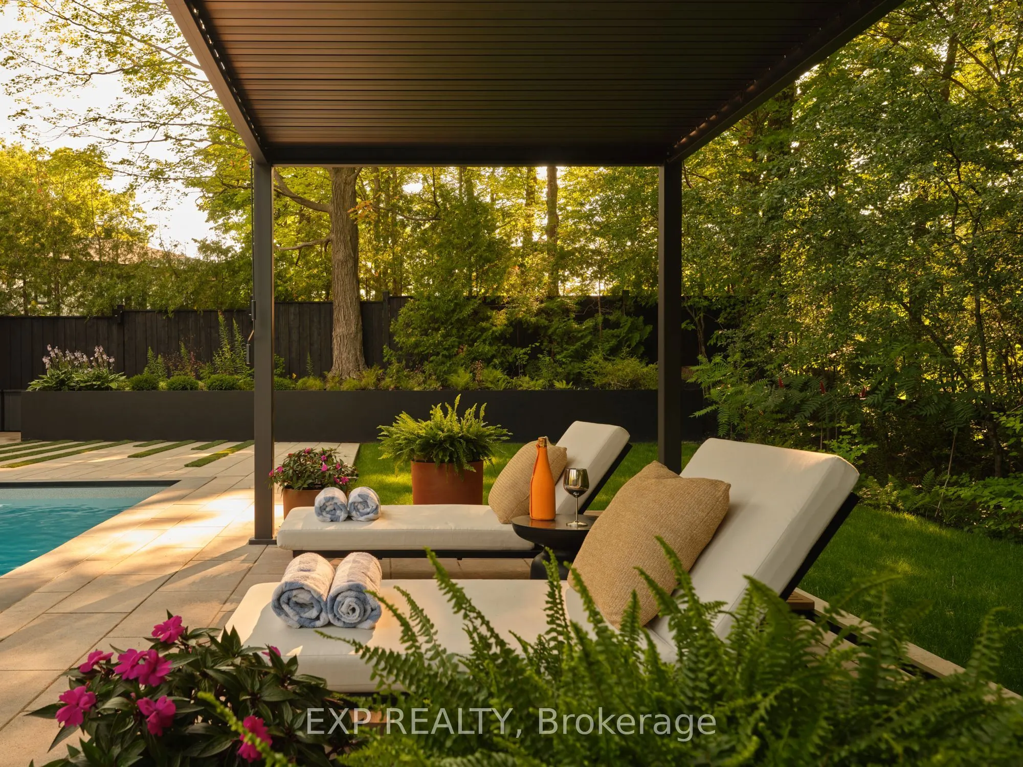 105 Park Crescent
