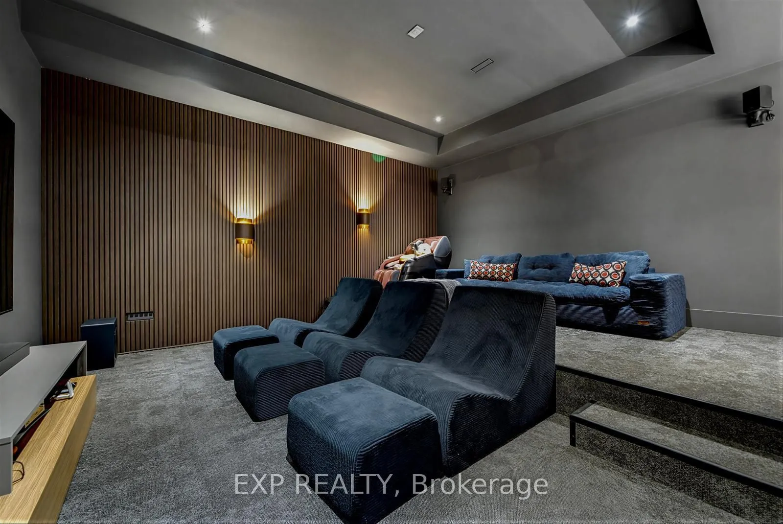 105 Park Crescent