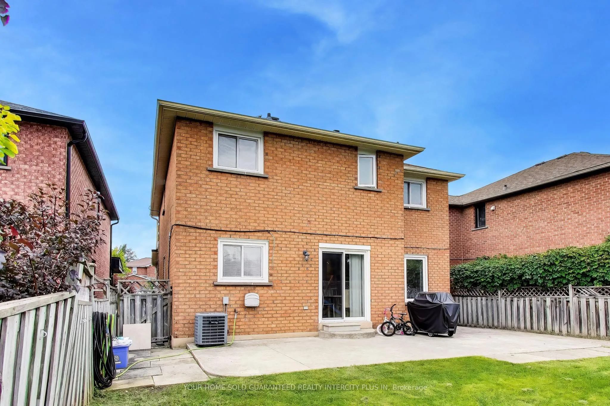 27 Via Nova Drive