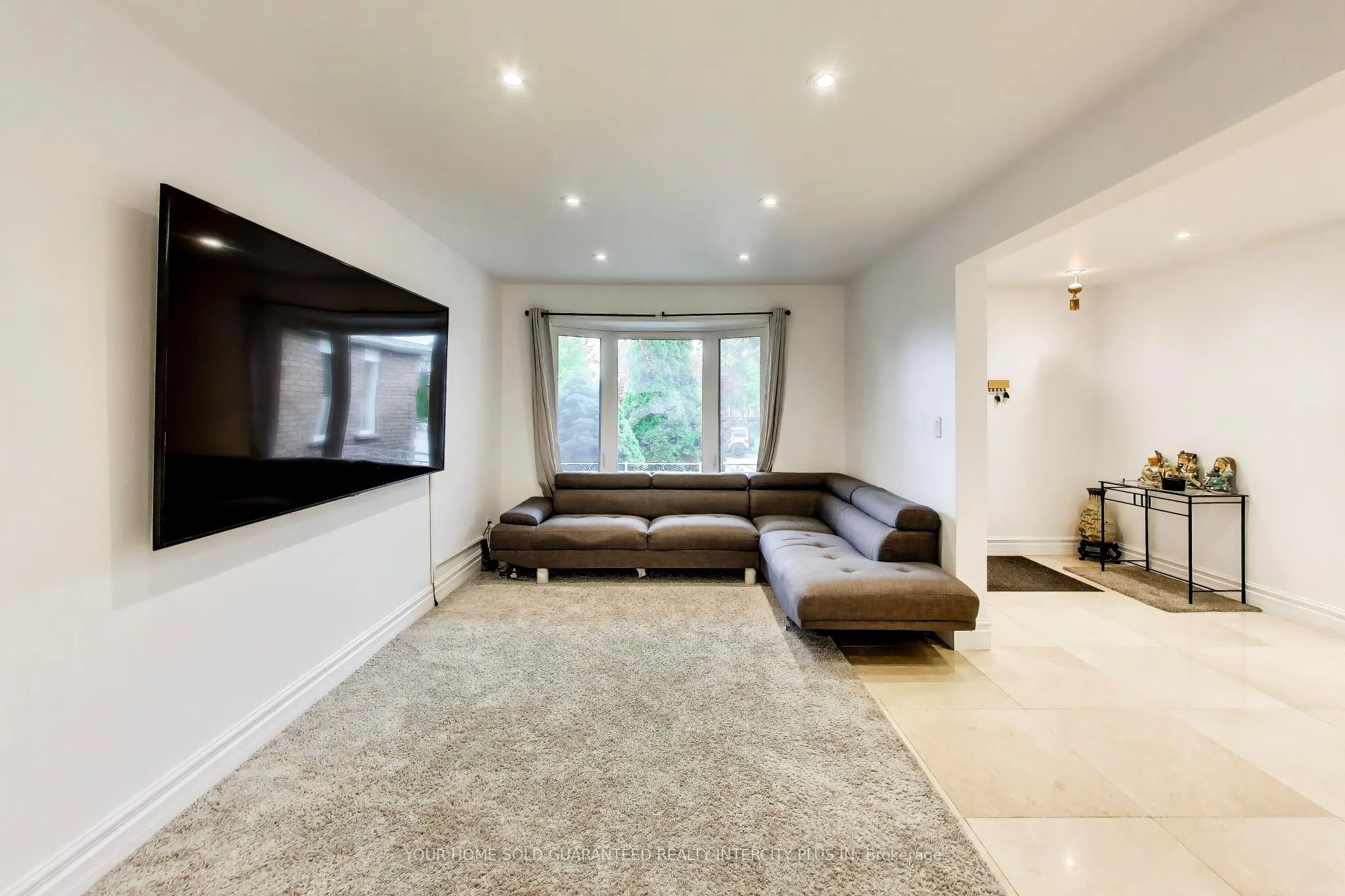 27 Via Nova Drive