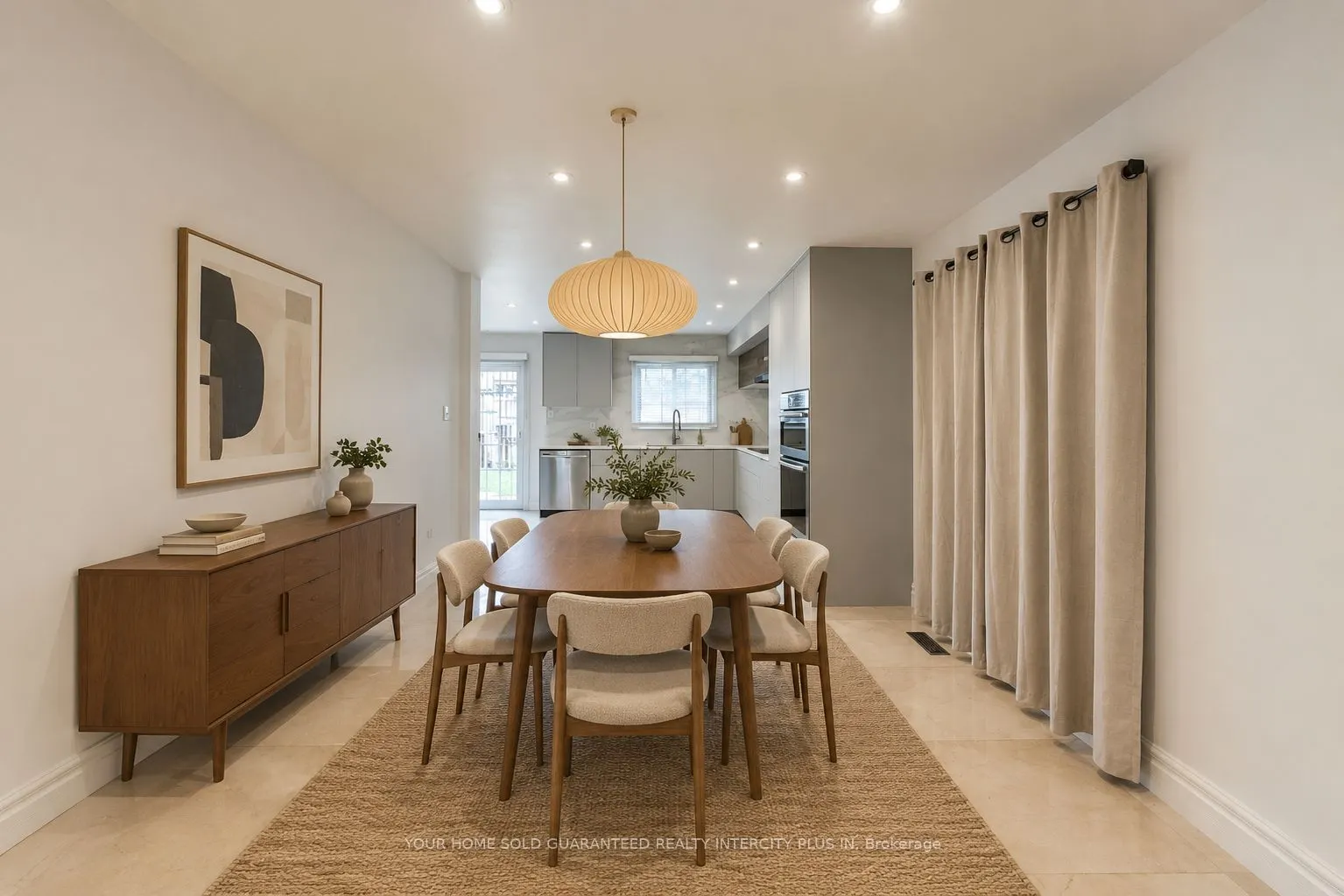 27 Via Nova Drive