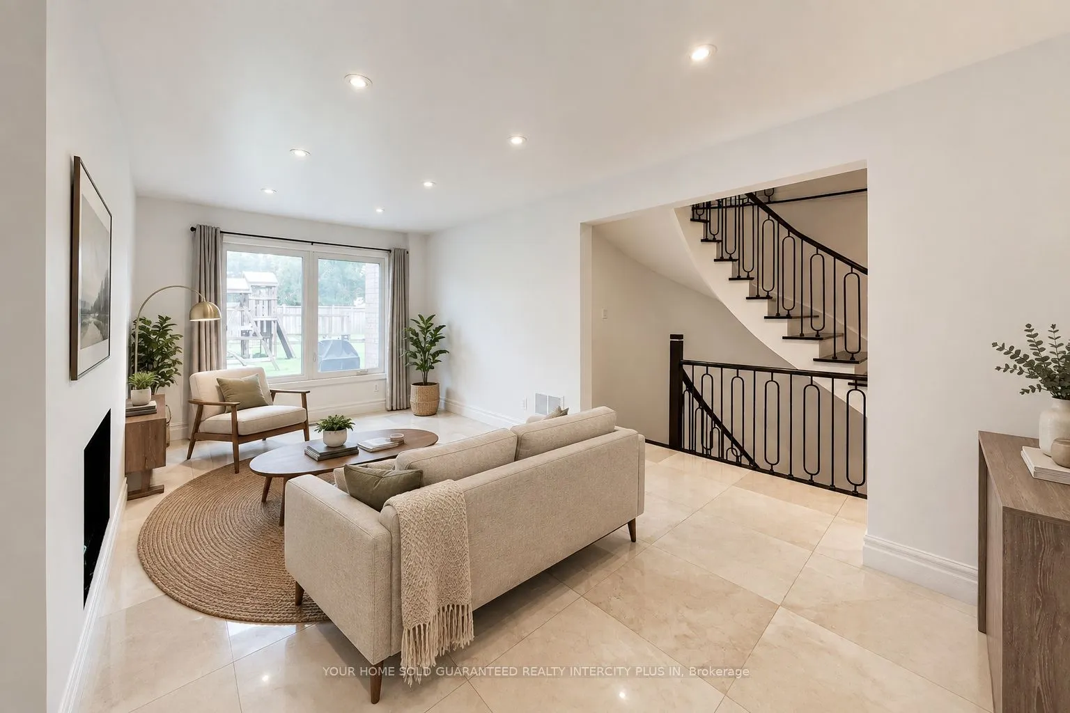 27 Via Nova Drive