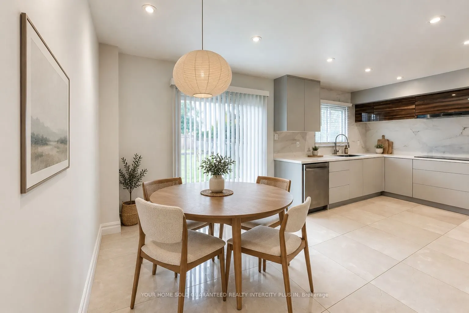 27 Via Nova Drive