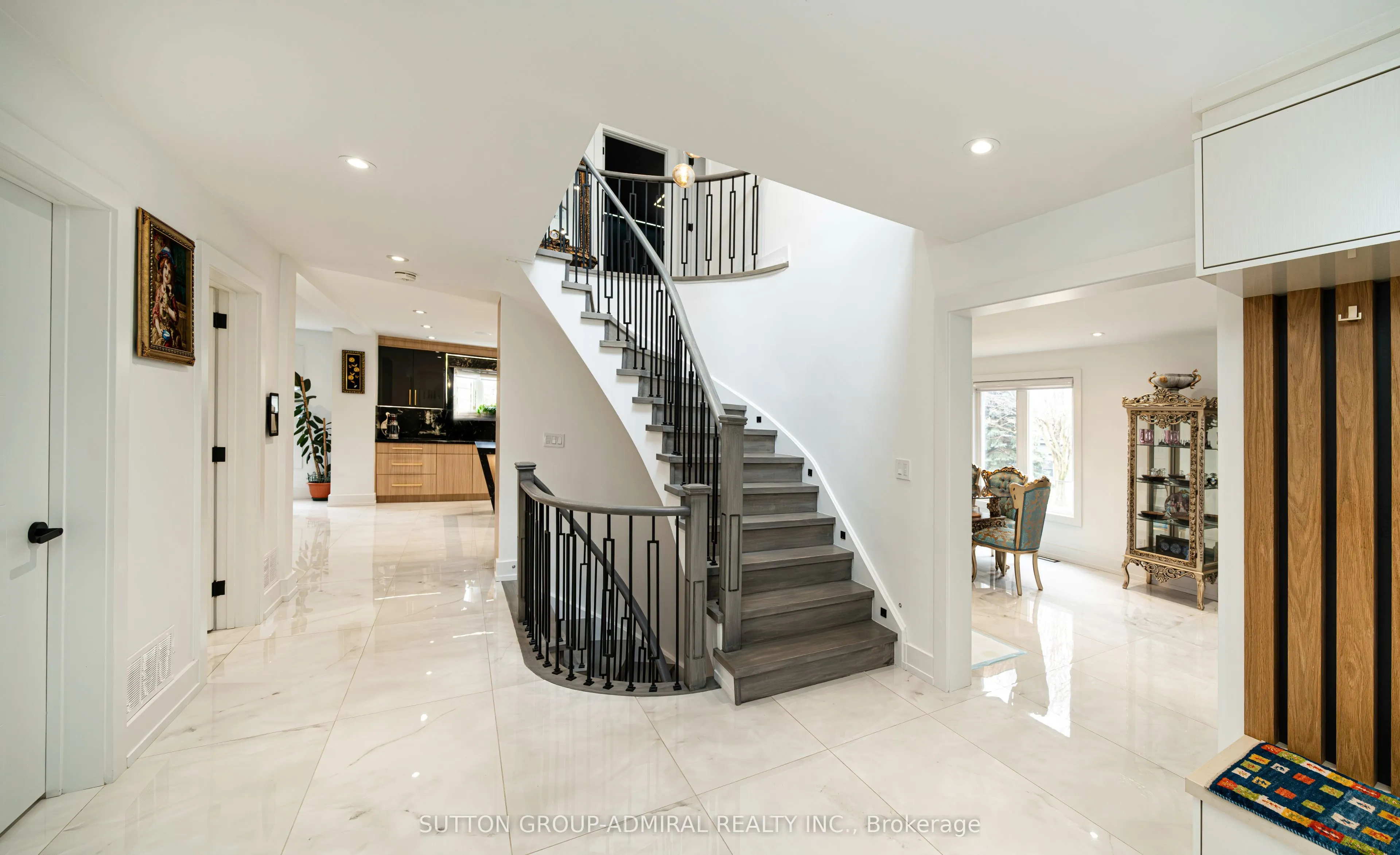 60 Maple Way