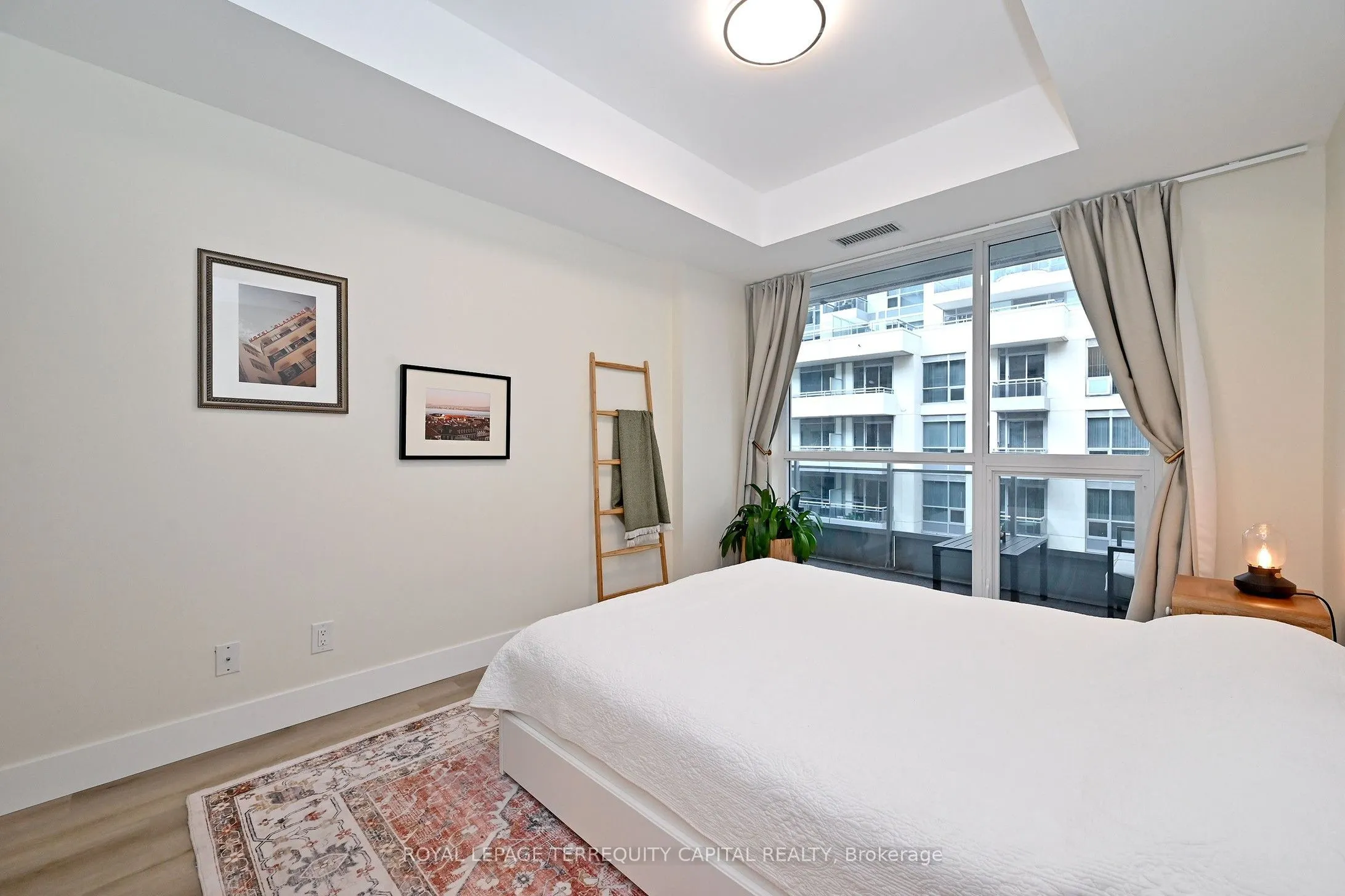 9199 Yonge Street #505