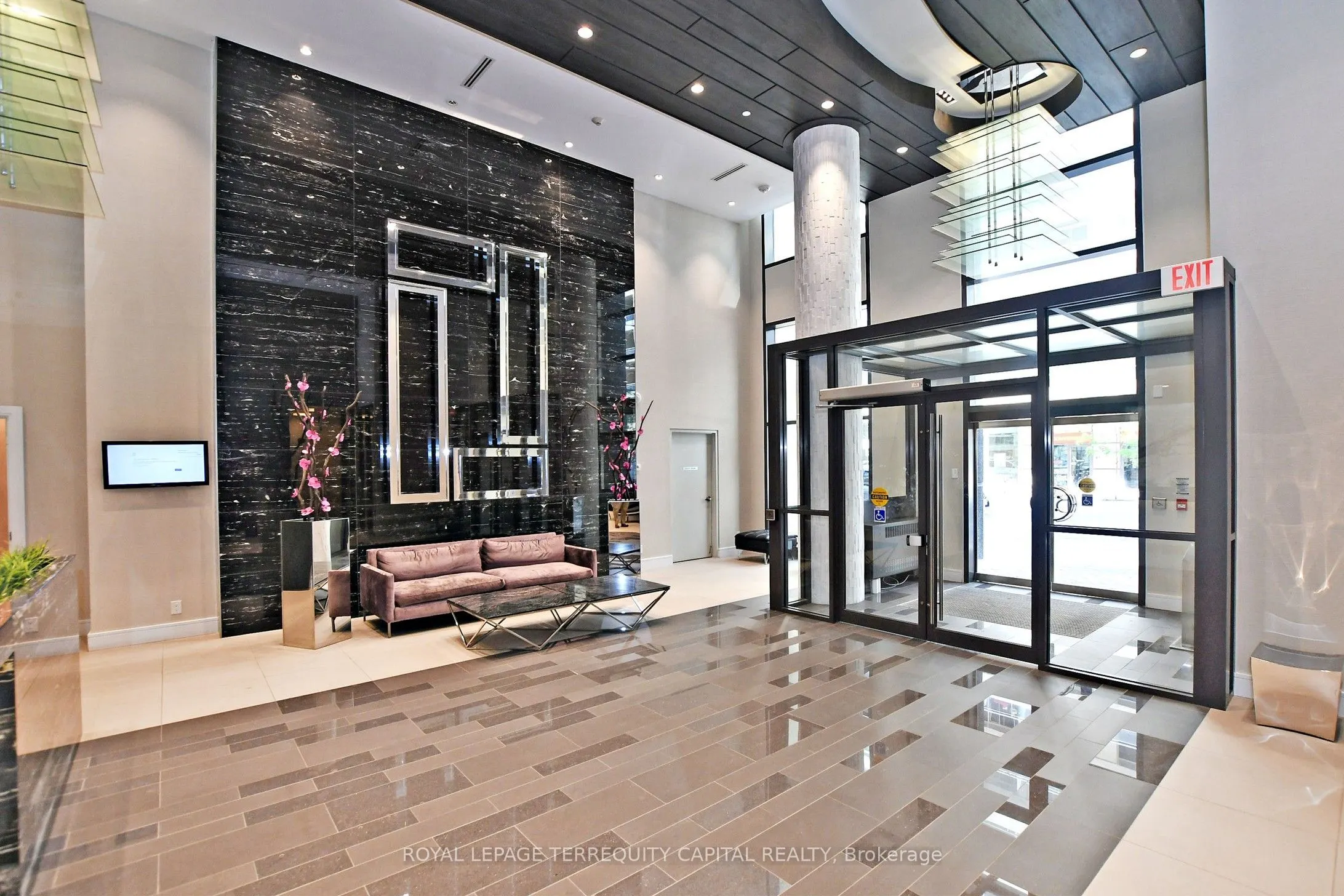 9199 Yonge Street #505