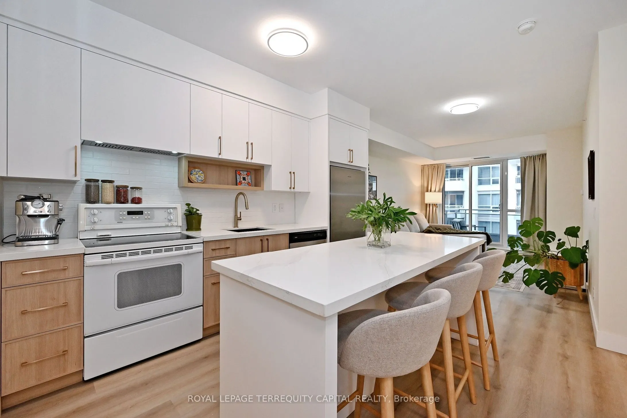 9199 Yonge Street #505