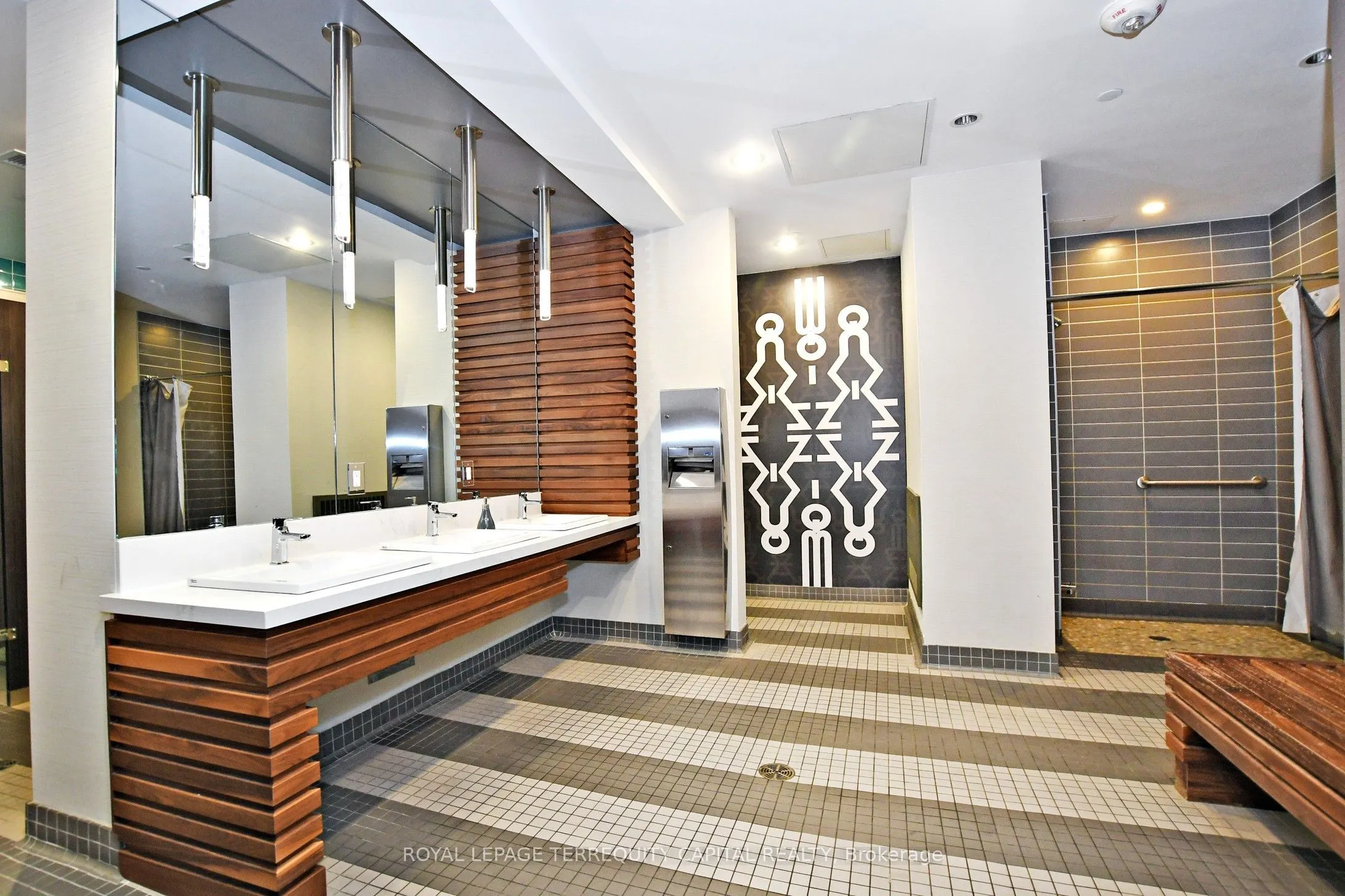 9199 Yonge Street #505