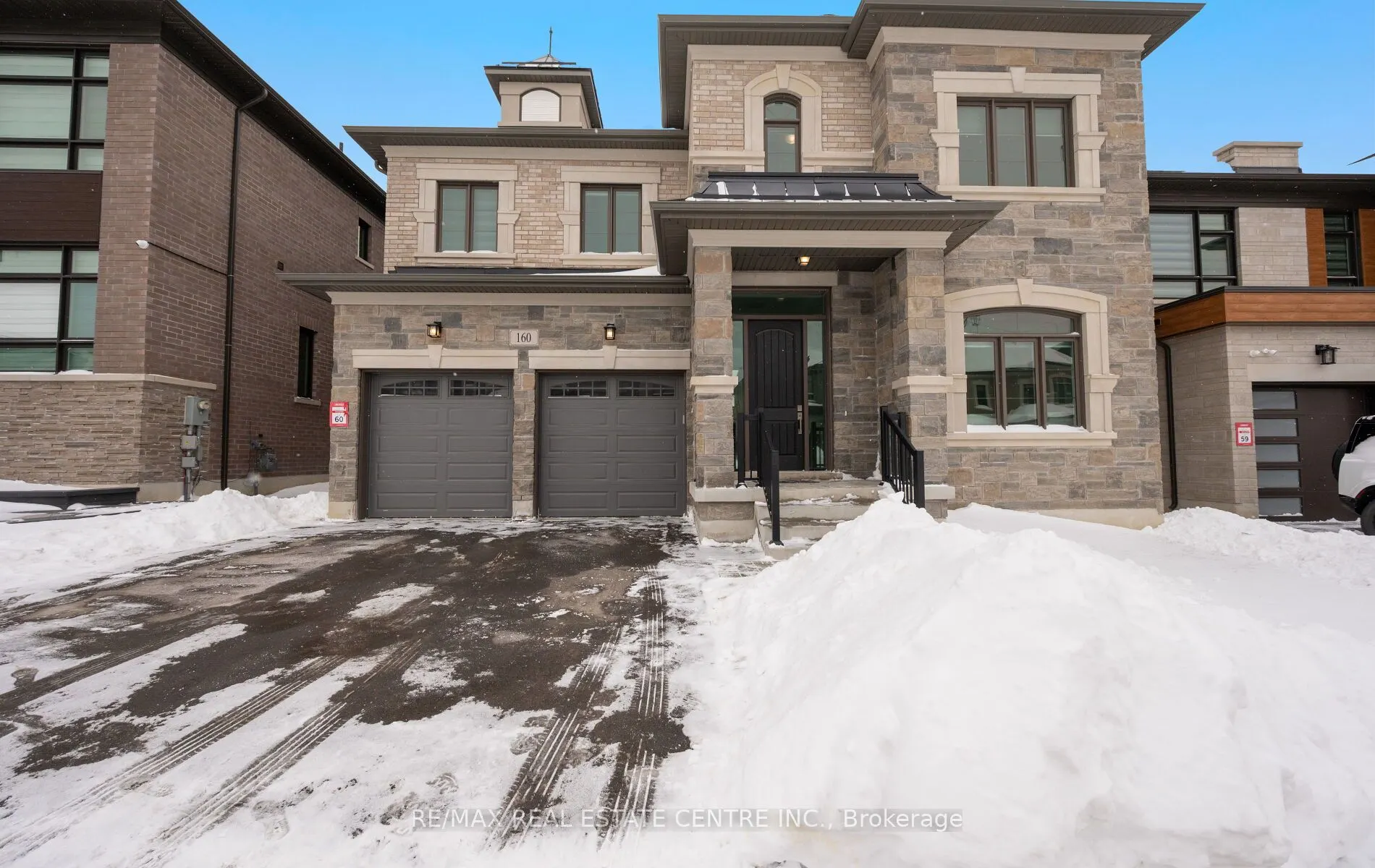 160 Wainfleet Crescent