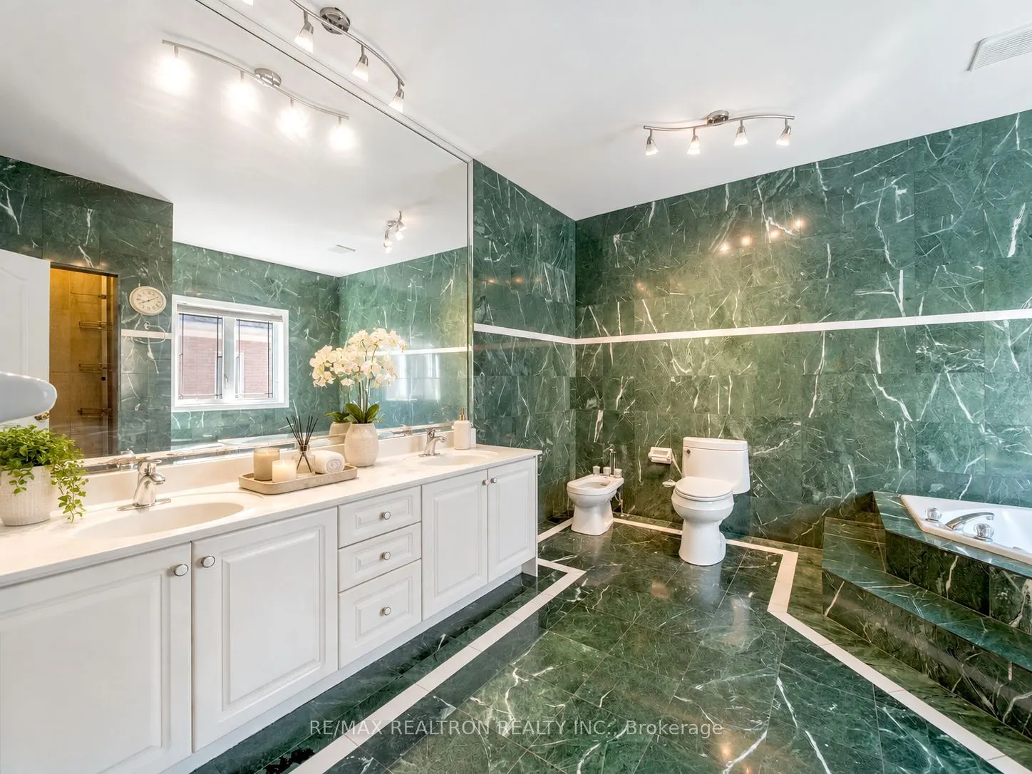 36 Fern Avenue