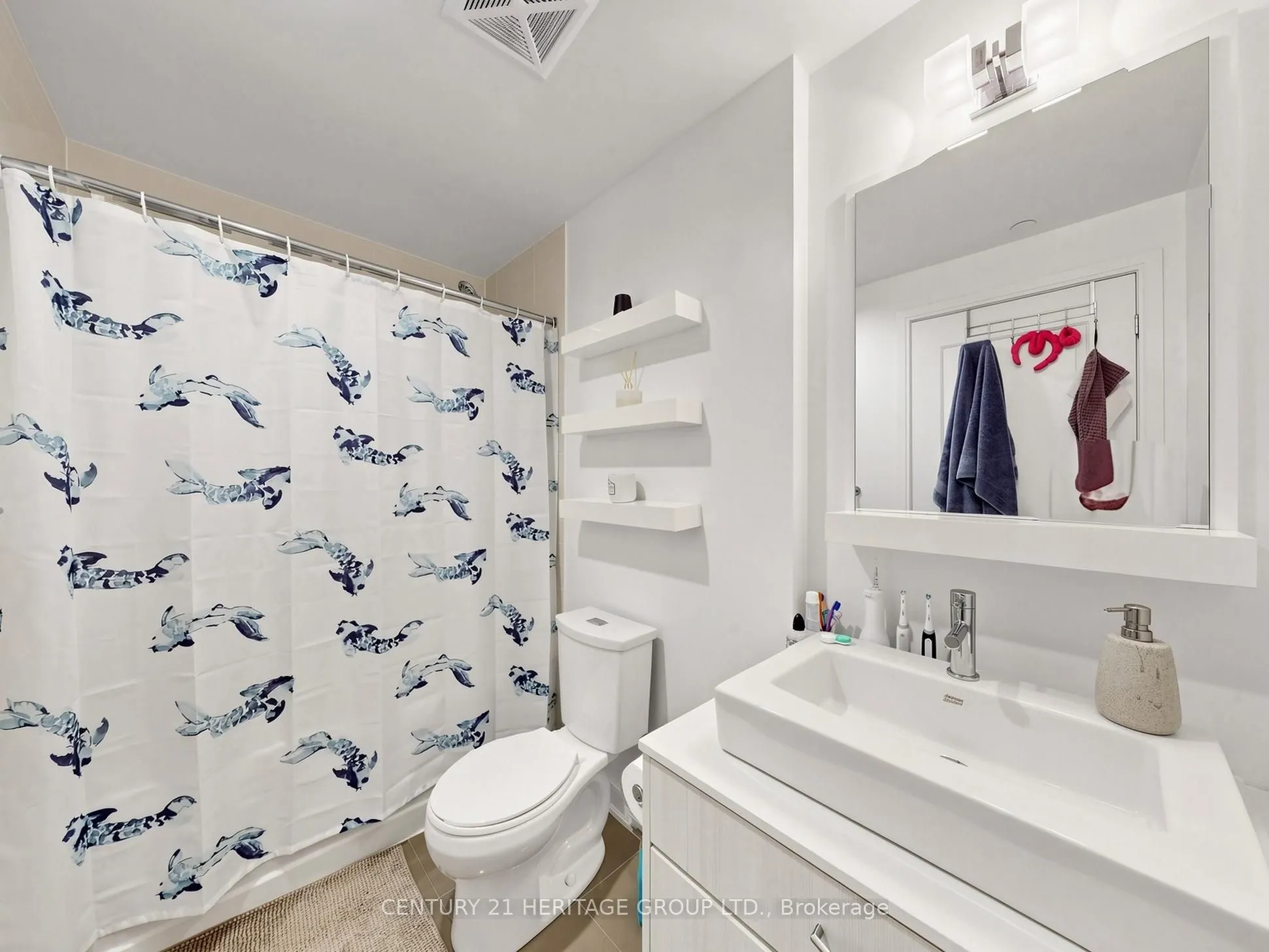 9205 Yonge Street #815