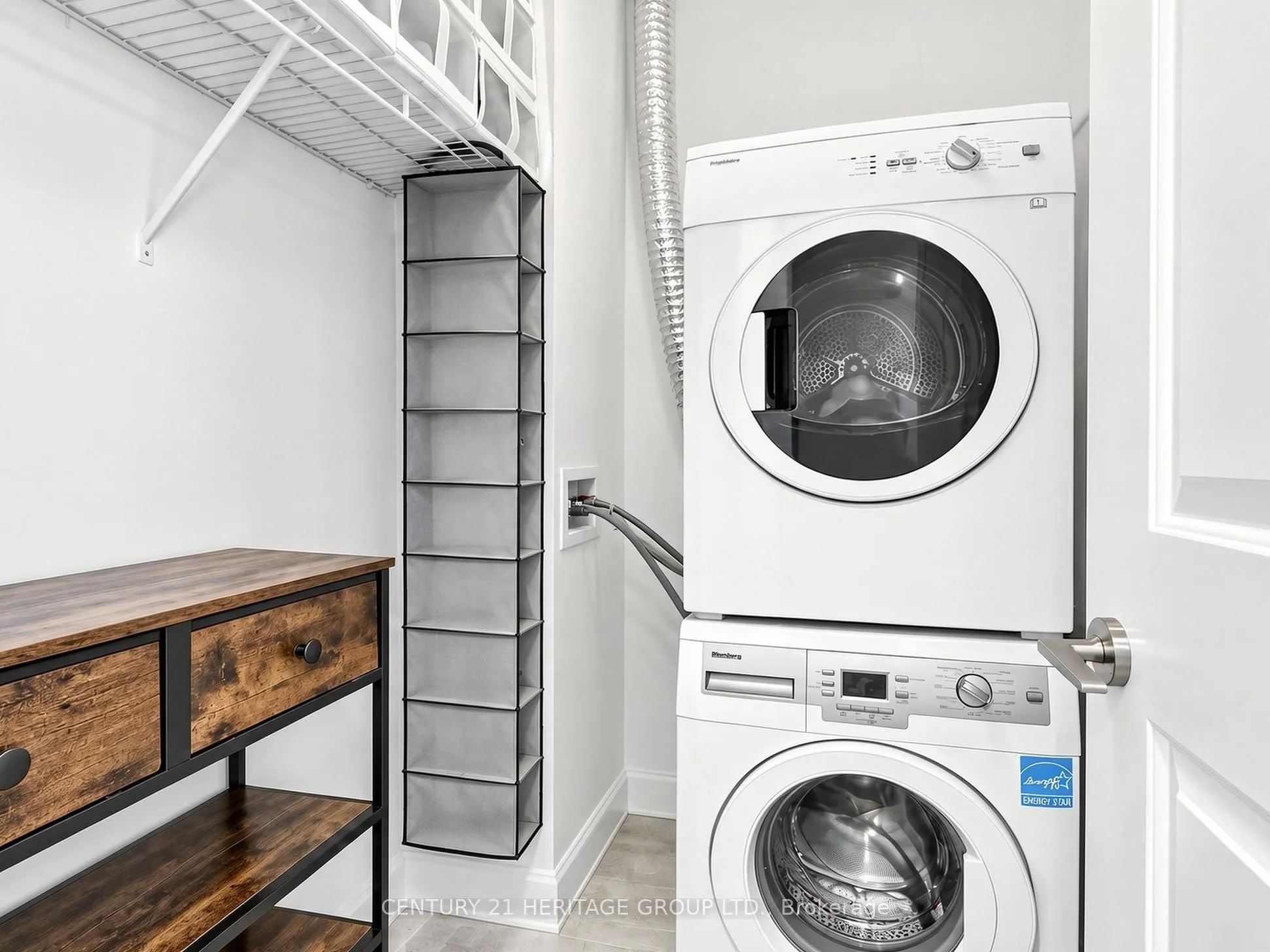9205 Yonge Street #815