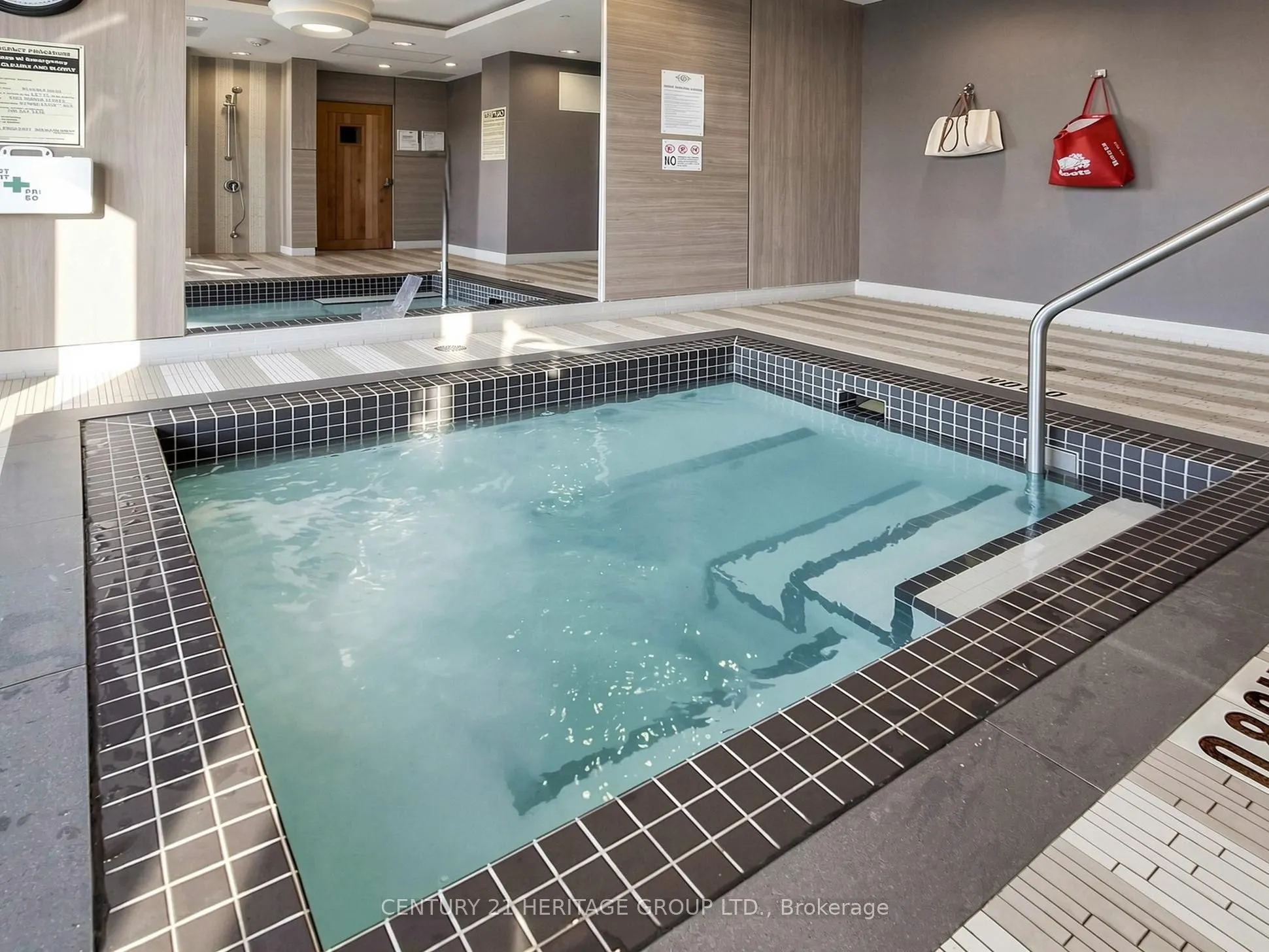 9205 Yonge Street #815