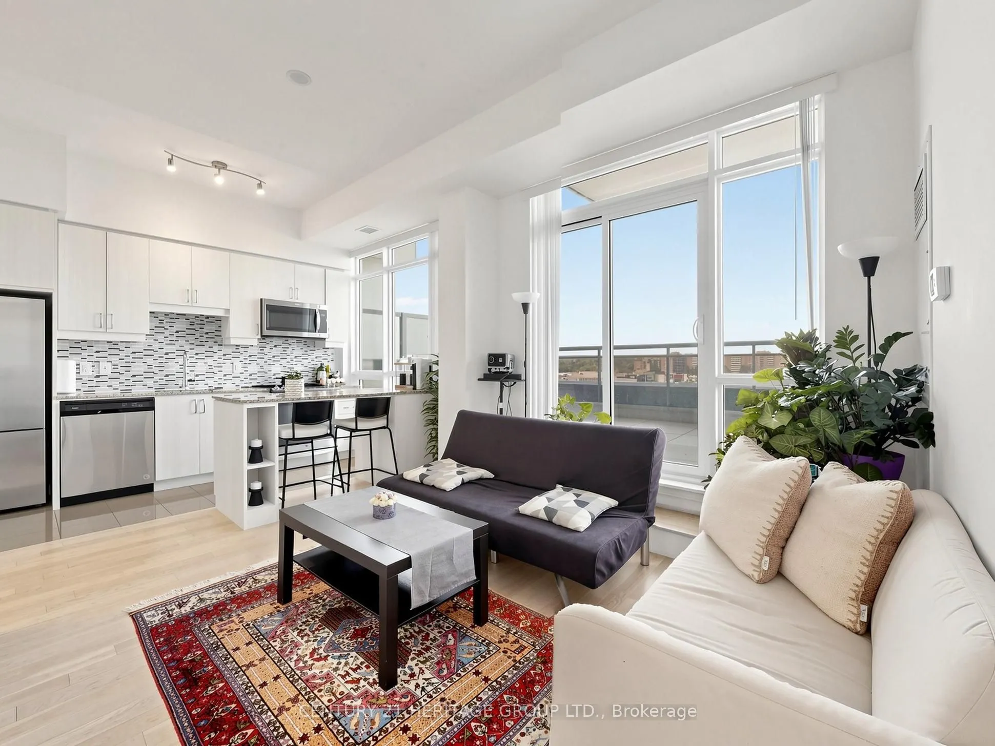 9205 Yonge Street #815