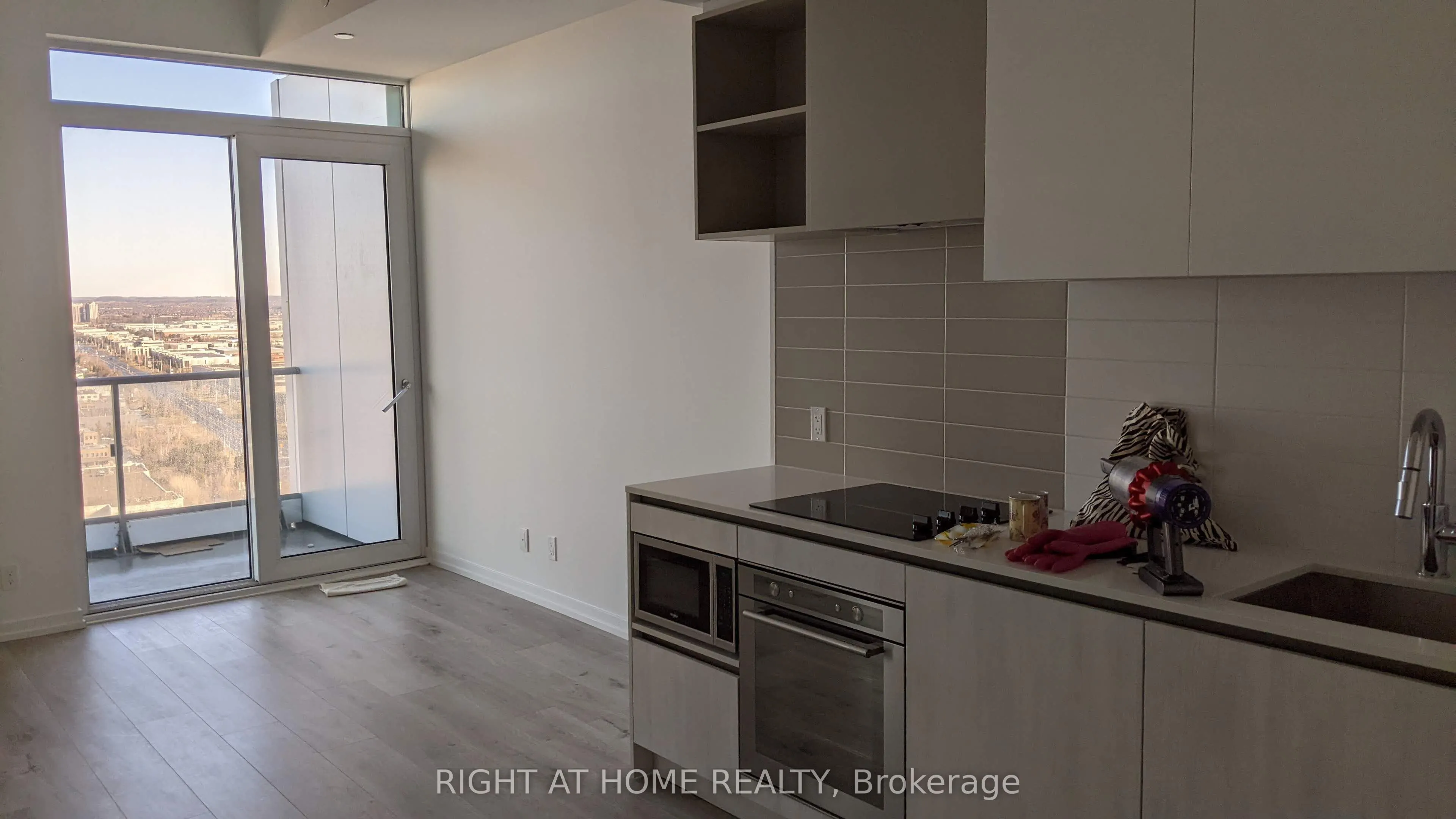 1000 Portage Parkway #2715