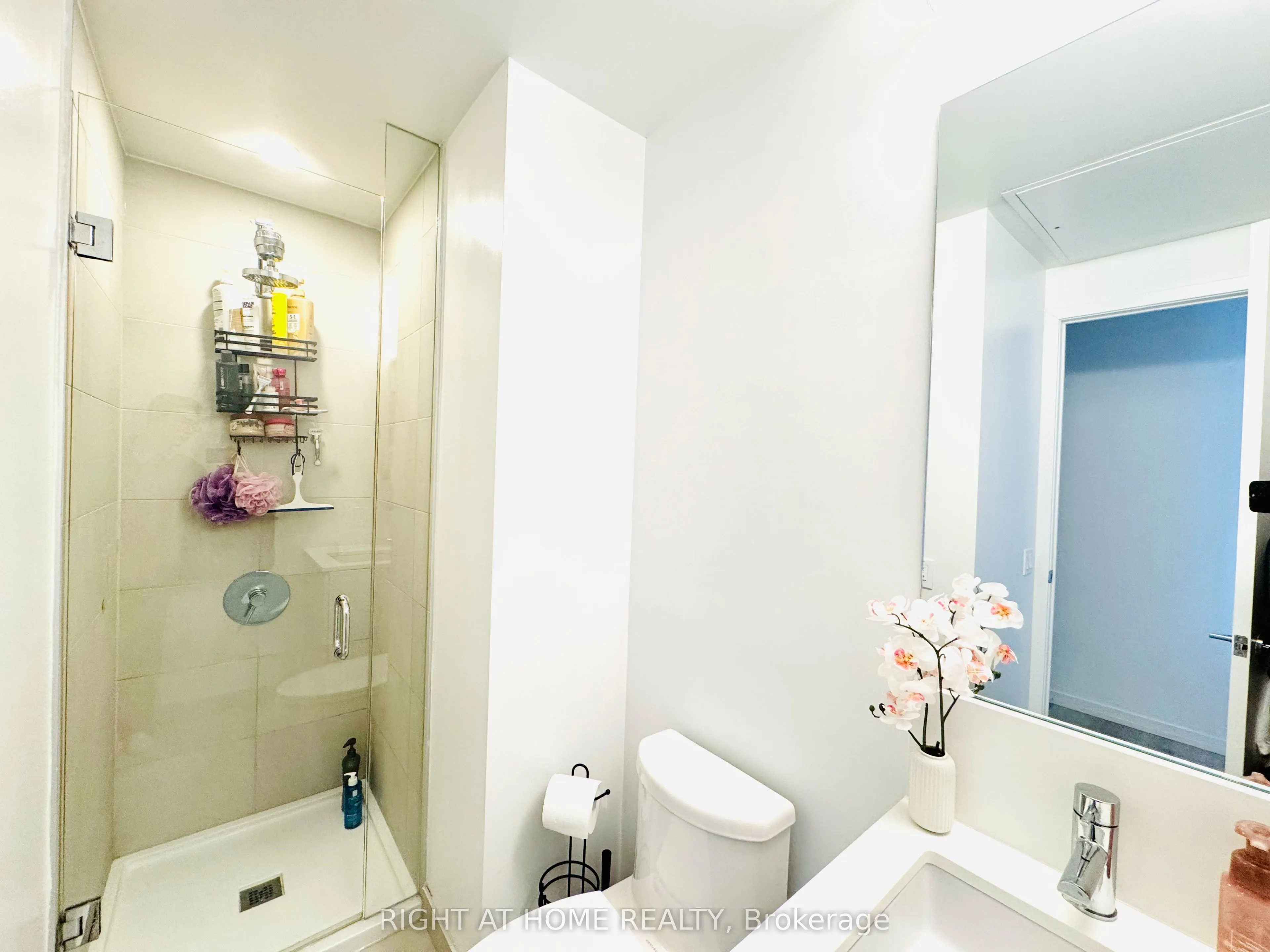 1000 Portage Parkway #2715