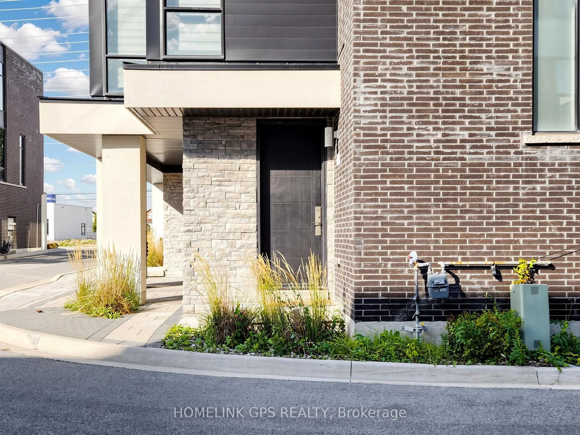12 Hostel Lane