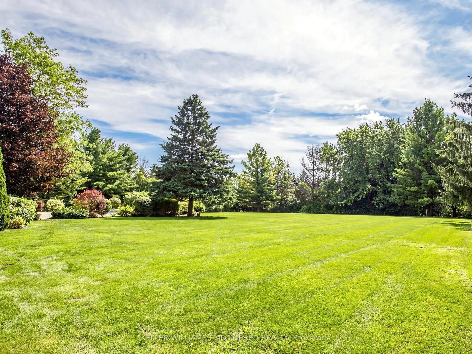 7 Deer Run Court