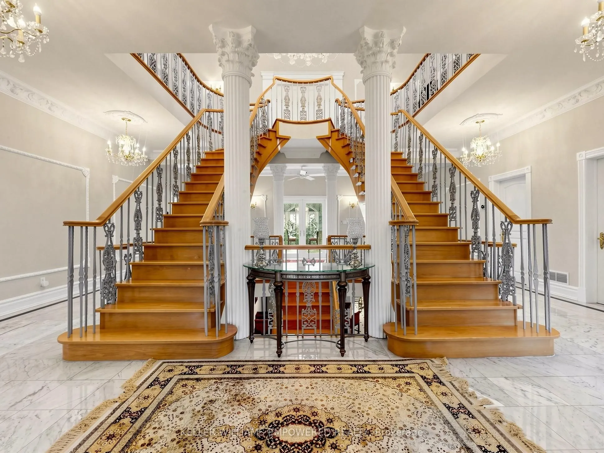 7 Deer Run Court