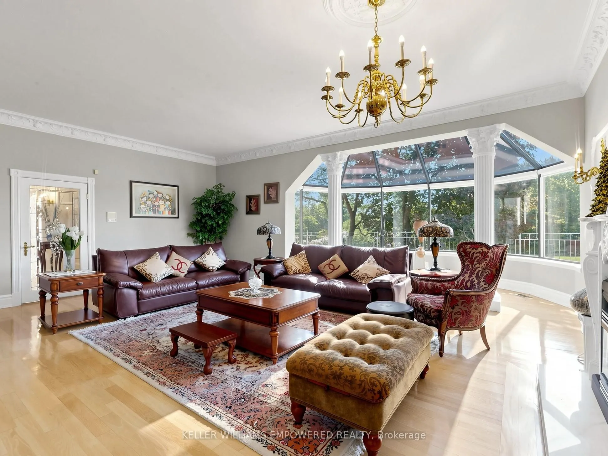 7 Deer Run Court